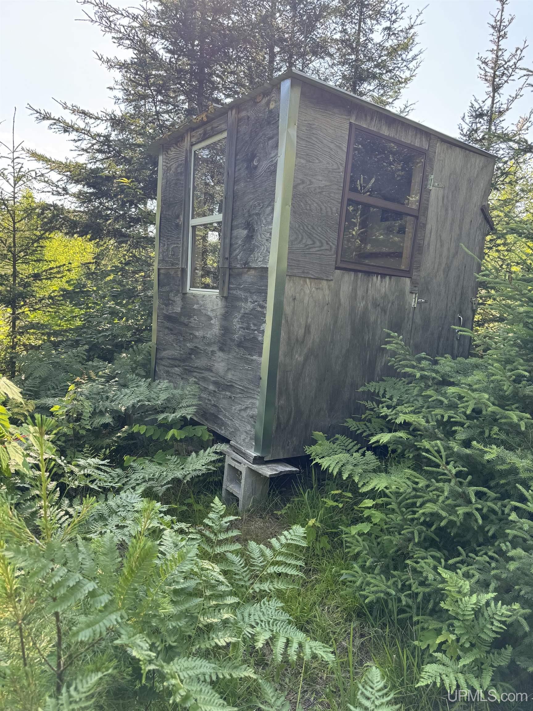 property viewer photo 6