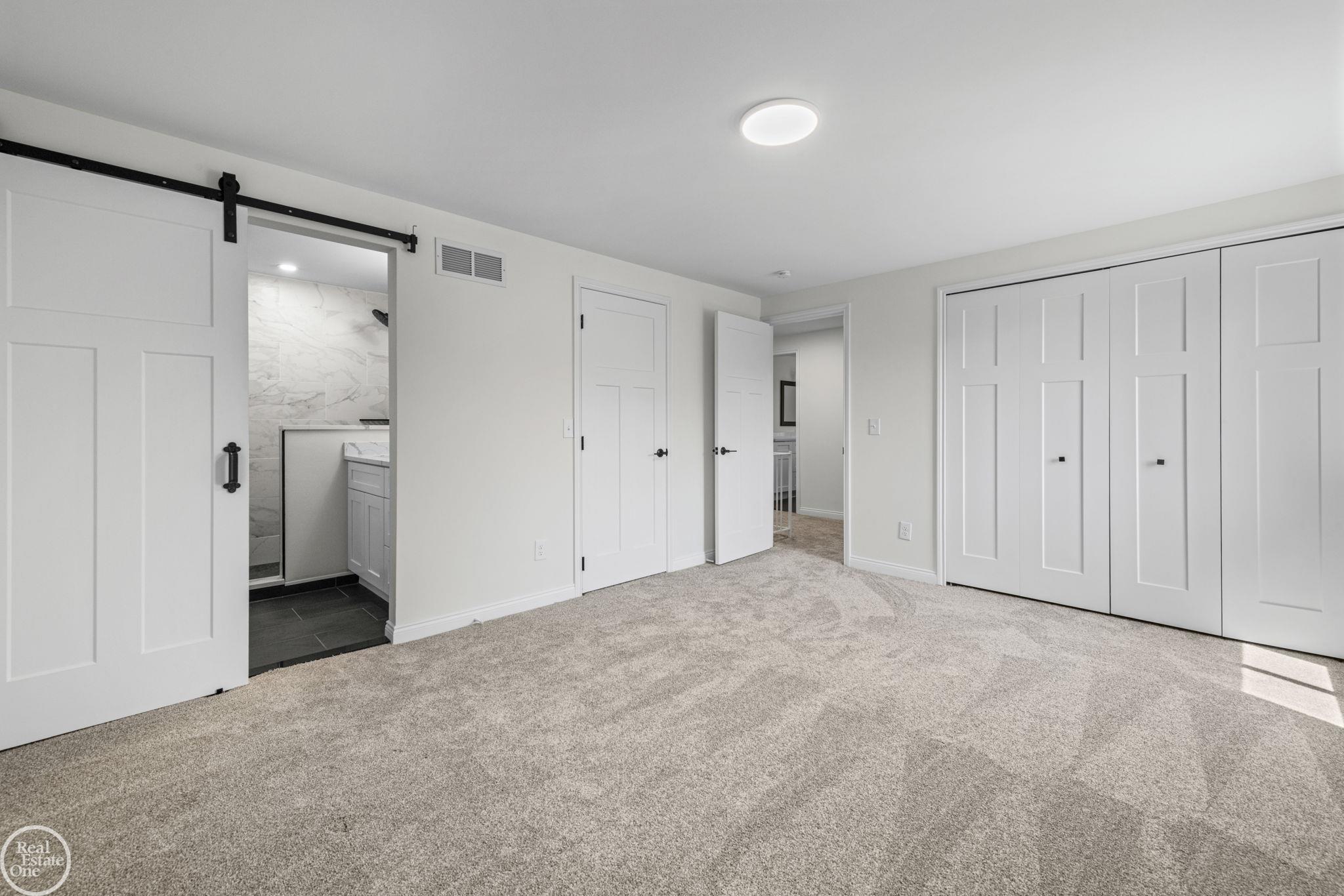property viewer photo 22