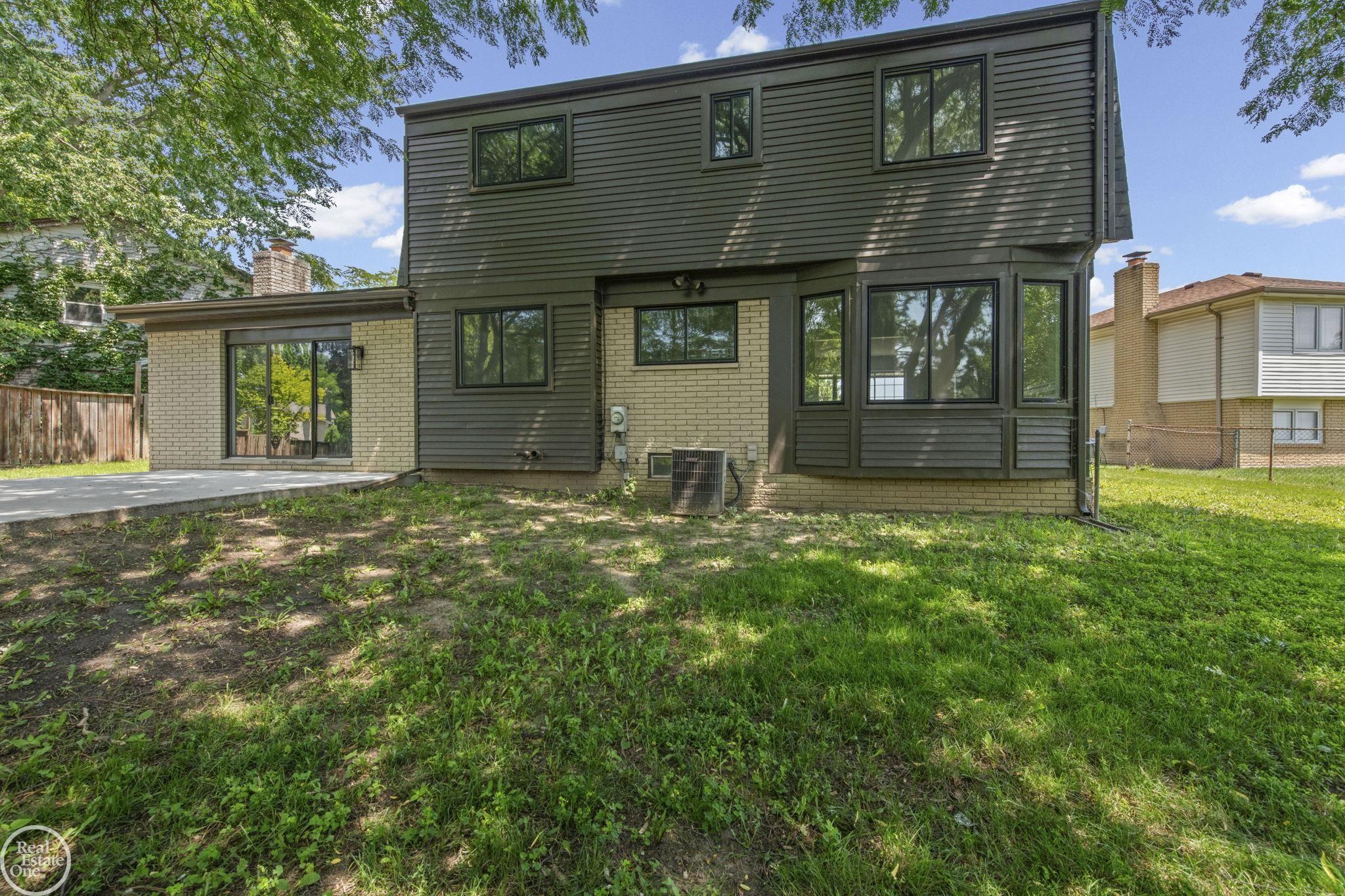 property viewer photo 37
