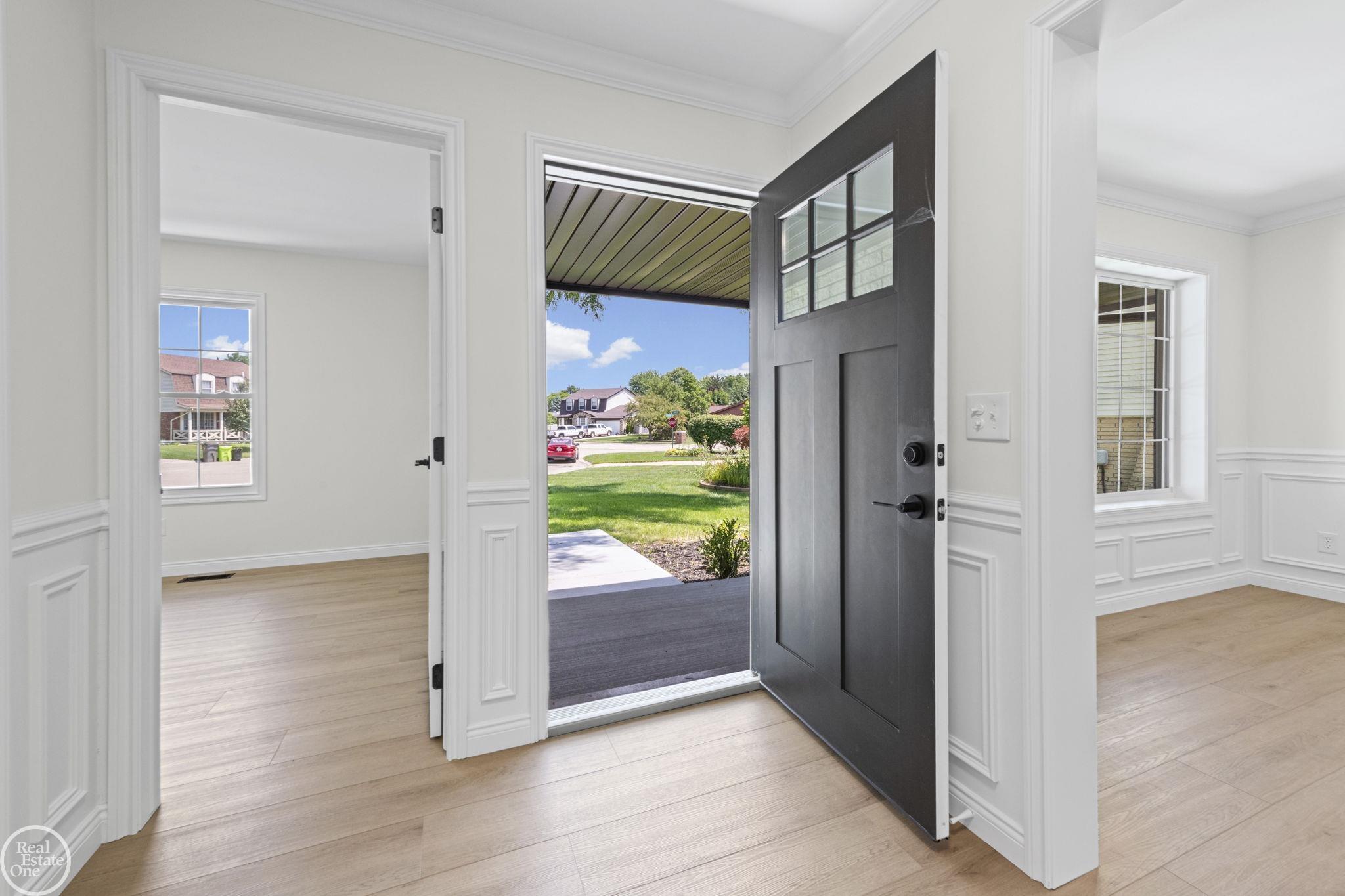 property viewer photo 4