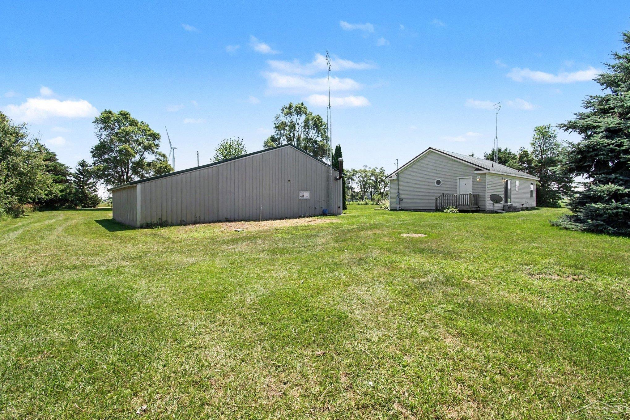 main property photo 15