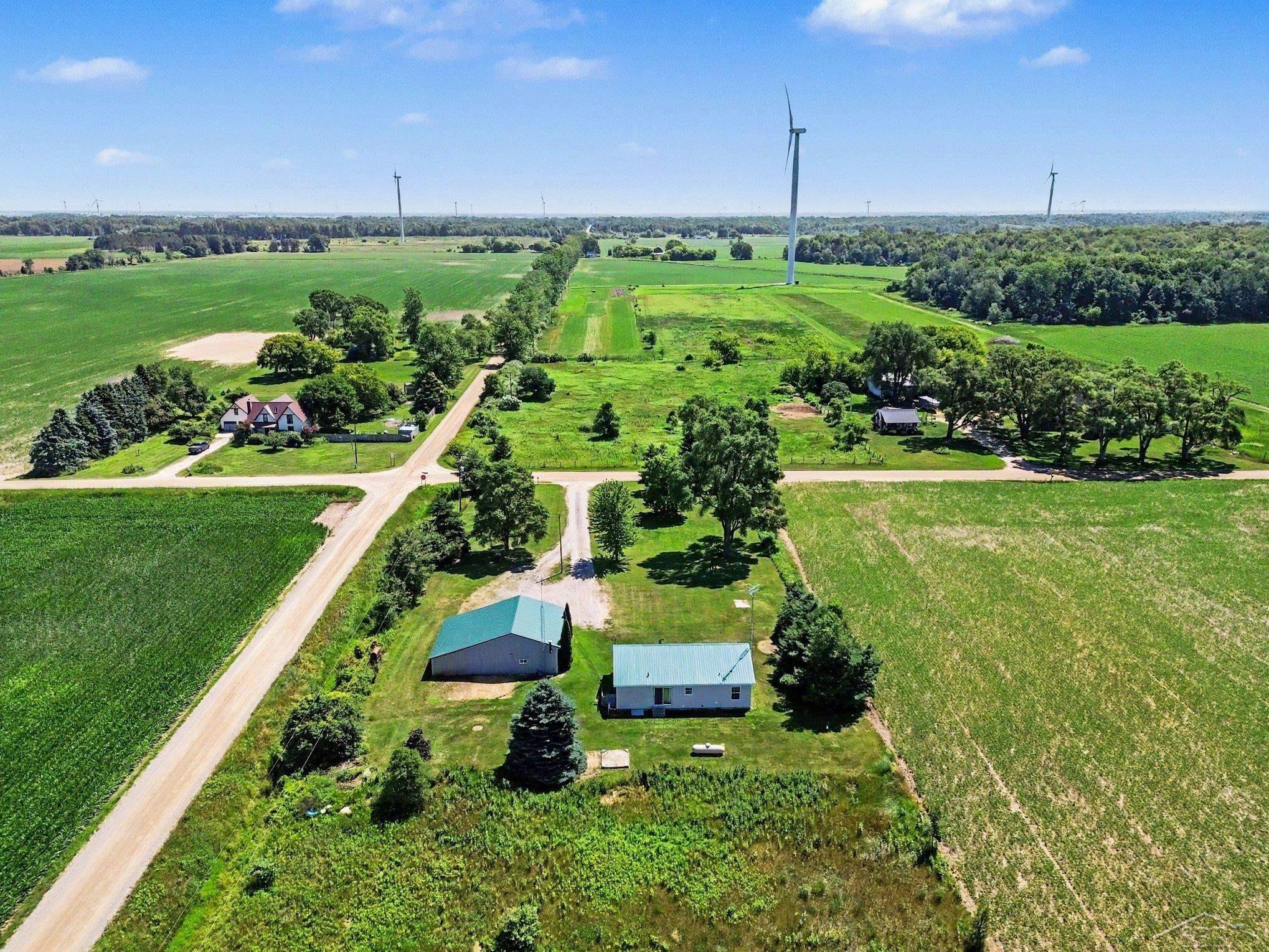 main property photo 18