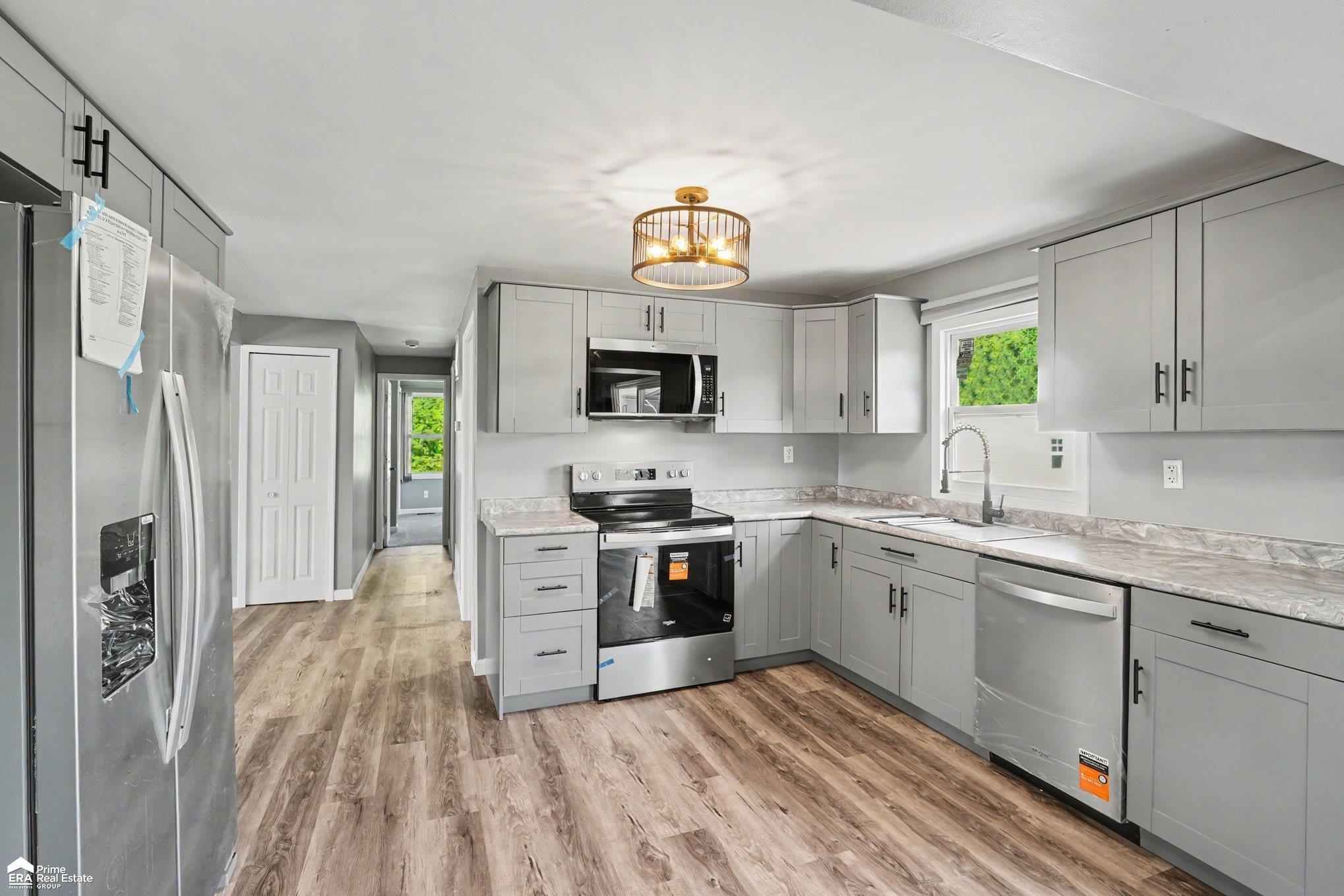 property viewer photo 13