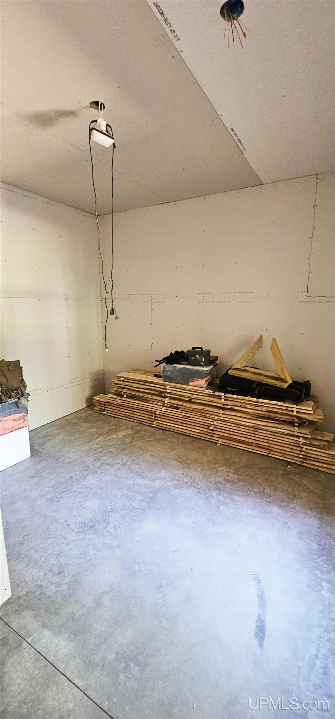 main property photo 69