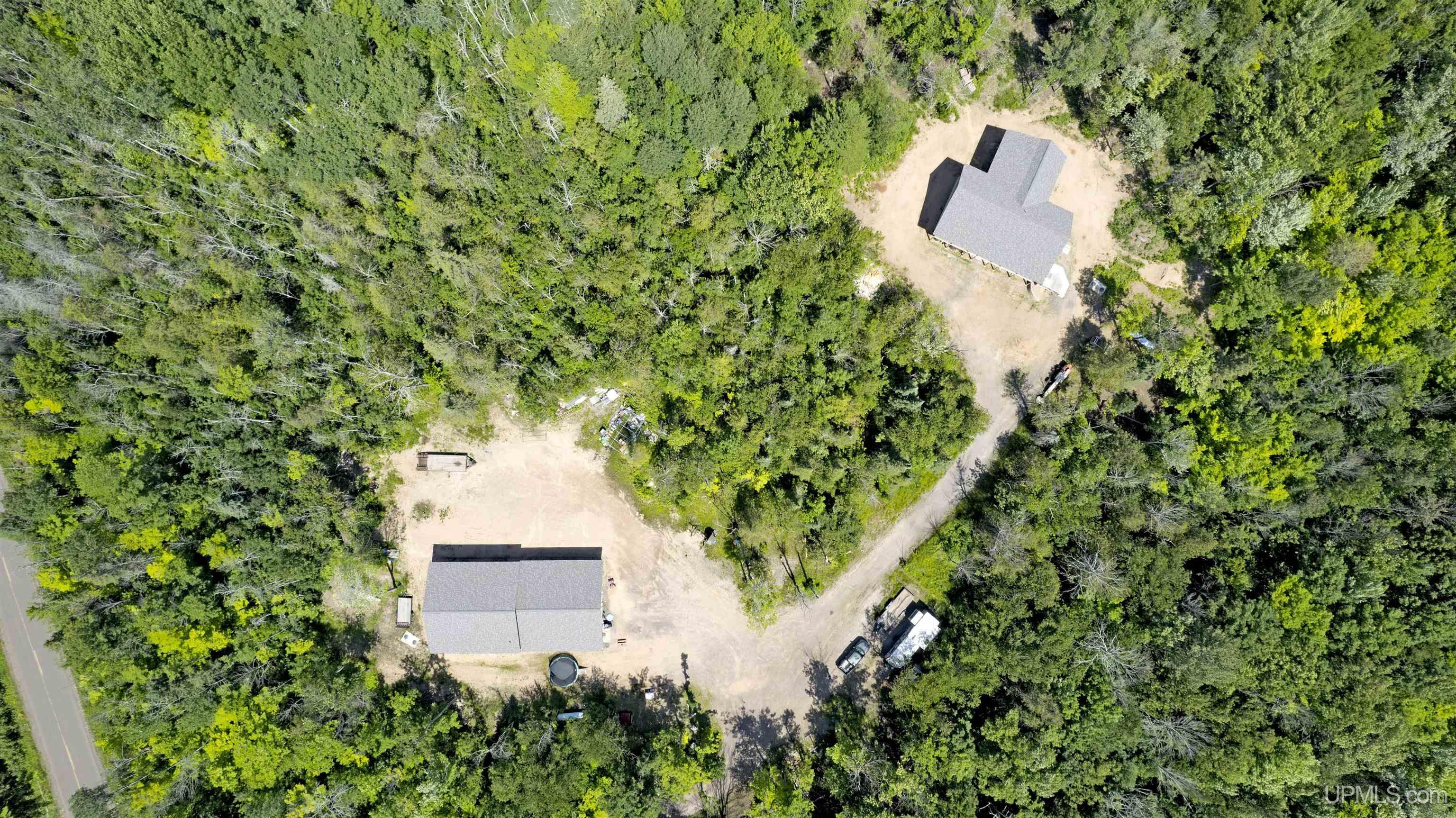 main property photo 75