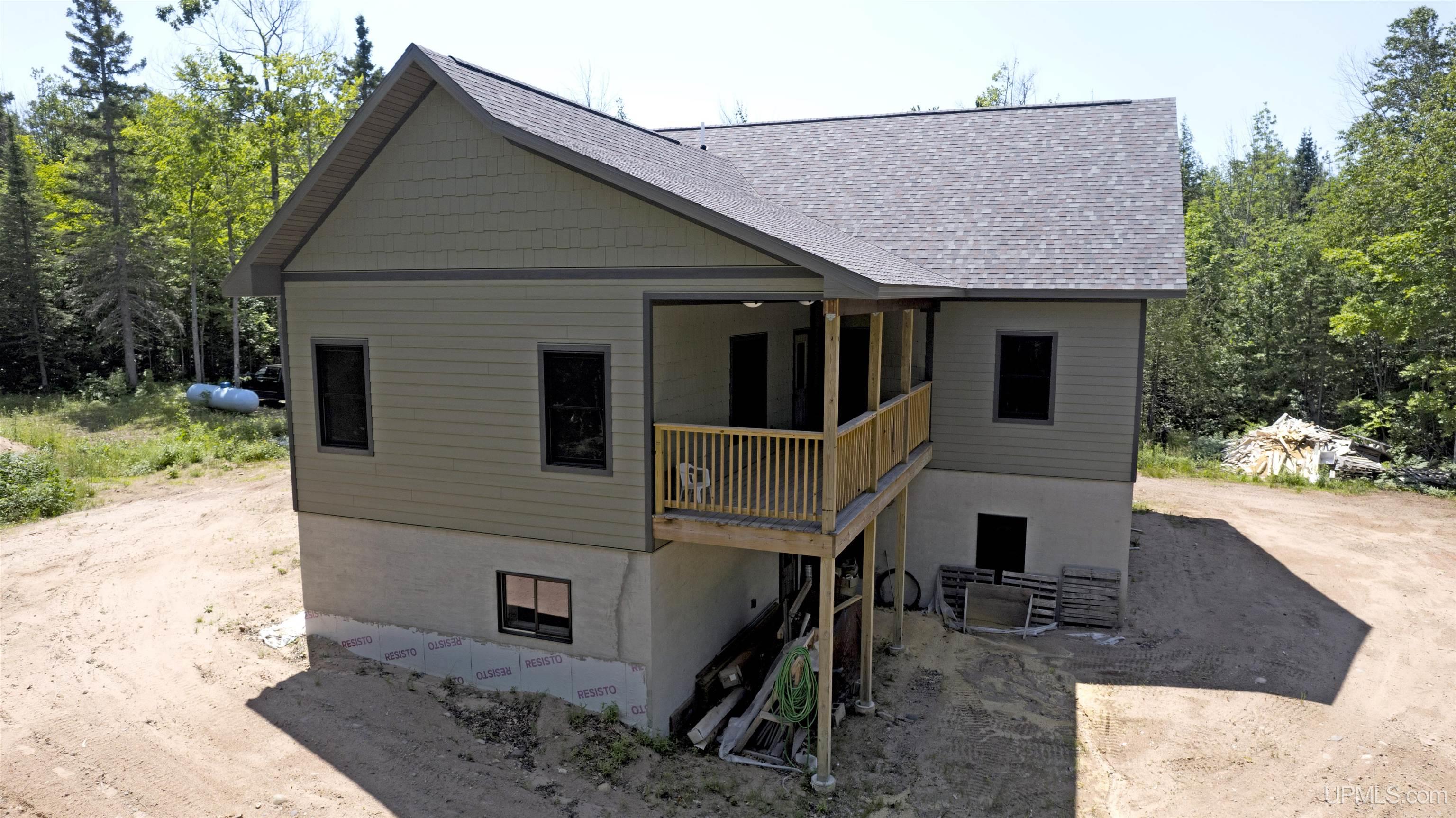 main property photo 77
