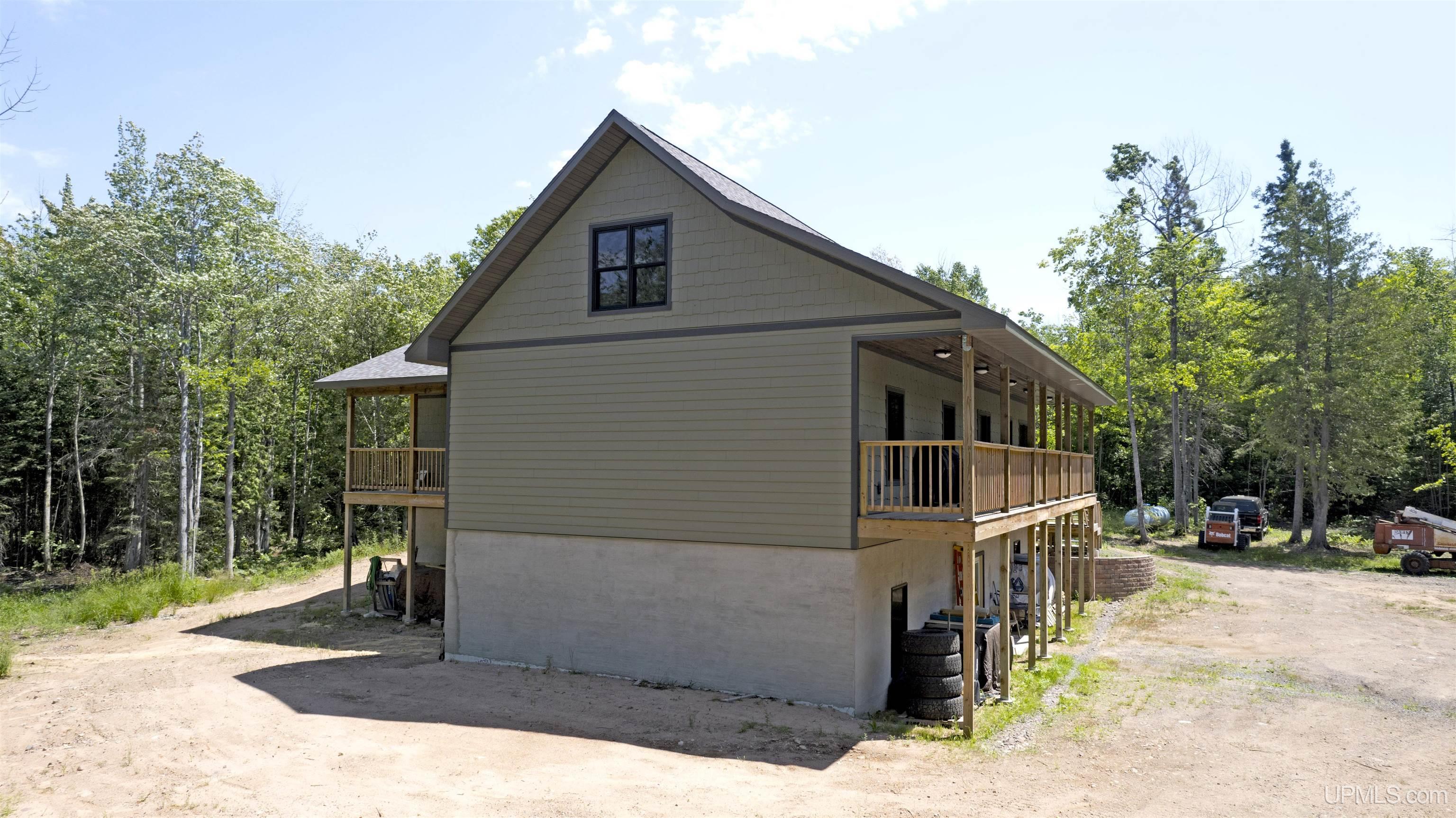 main property photo 79