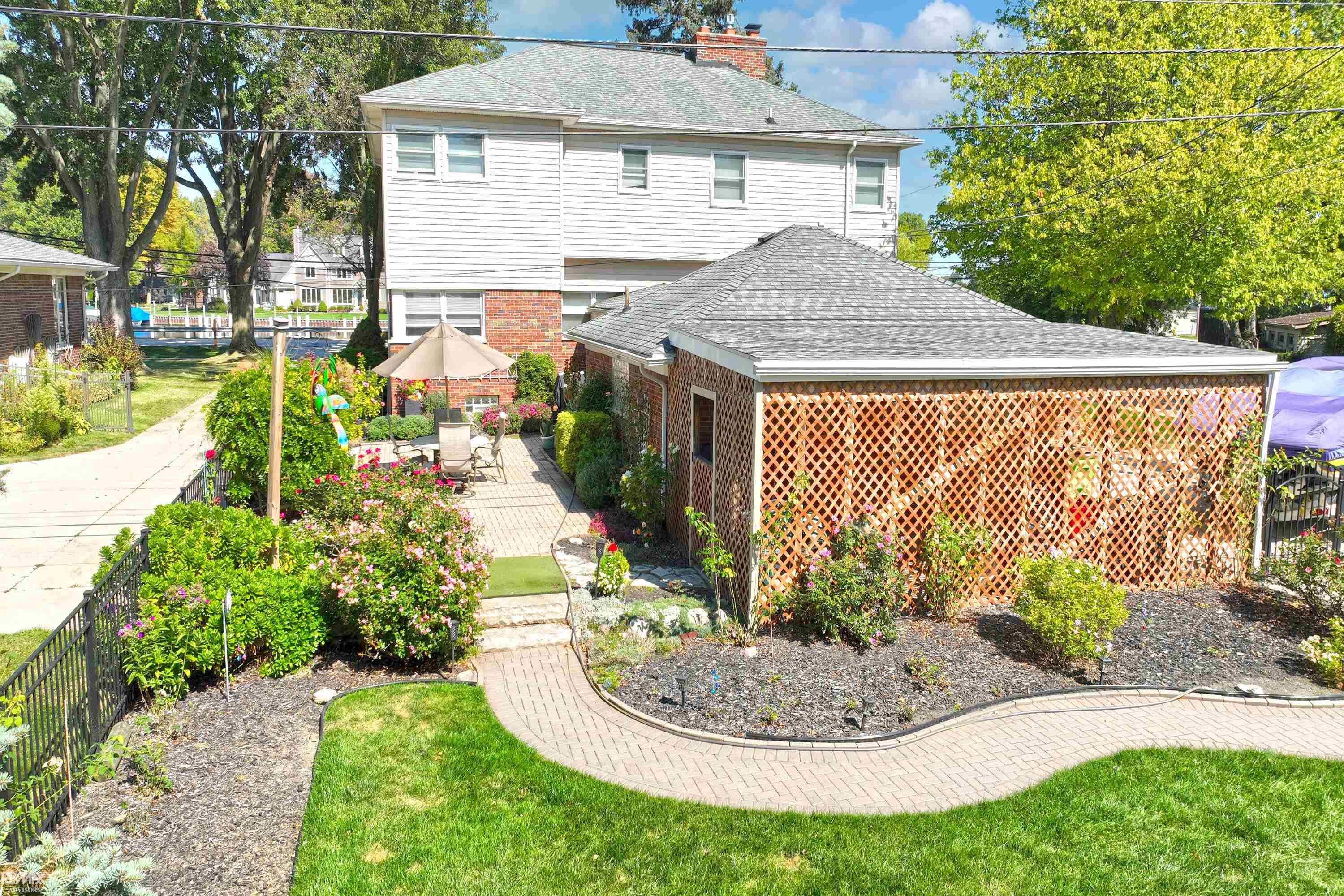 main property photo 44