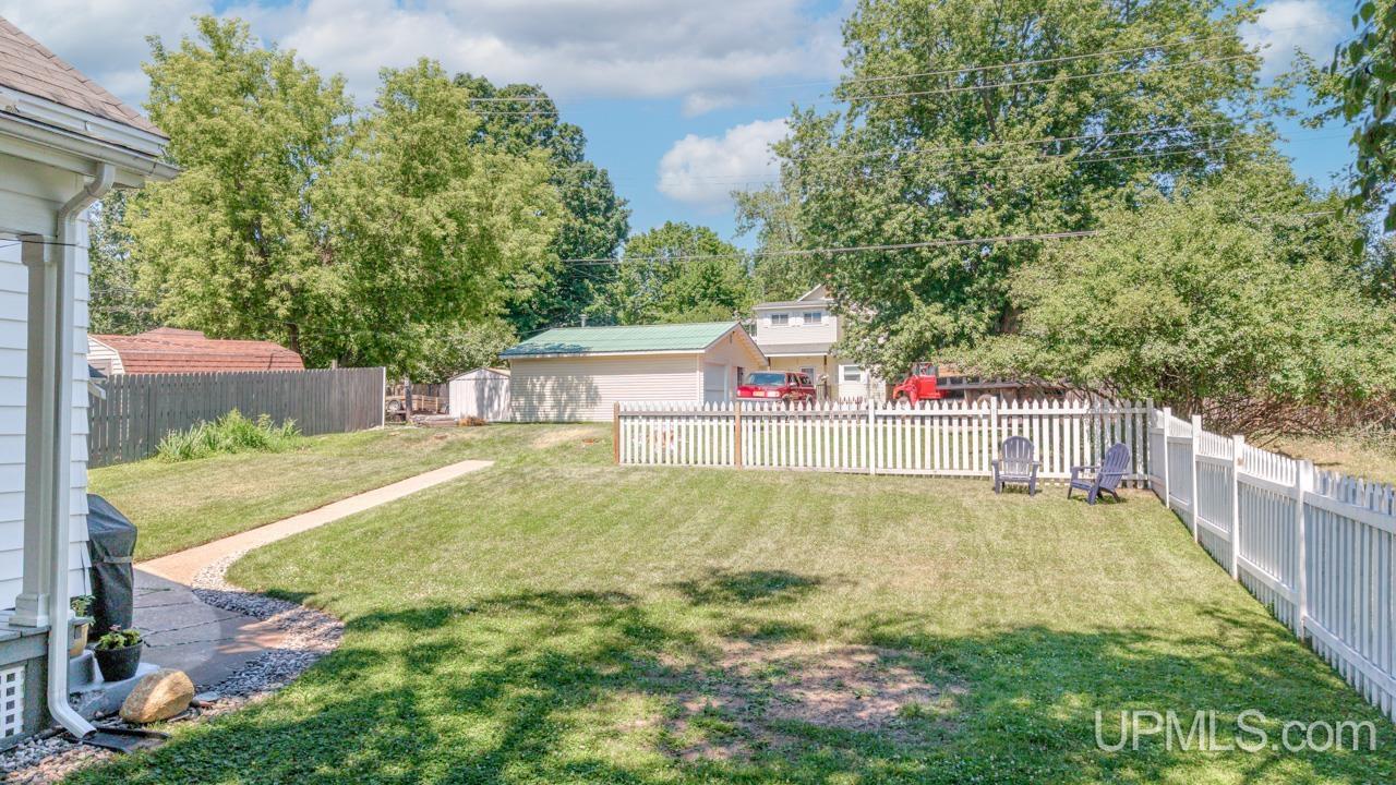 property viewer photo 26