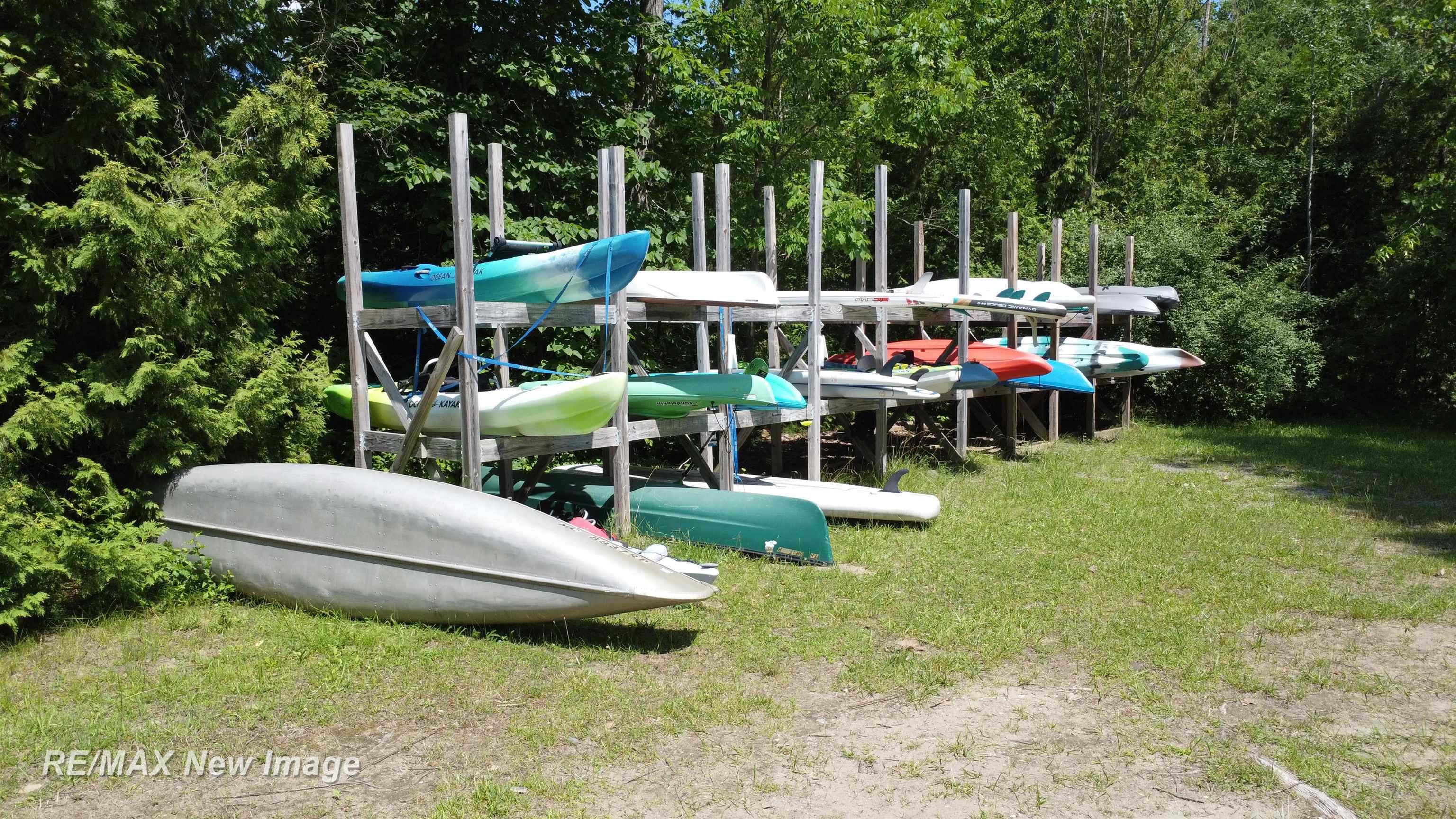 main property photo 74