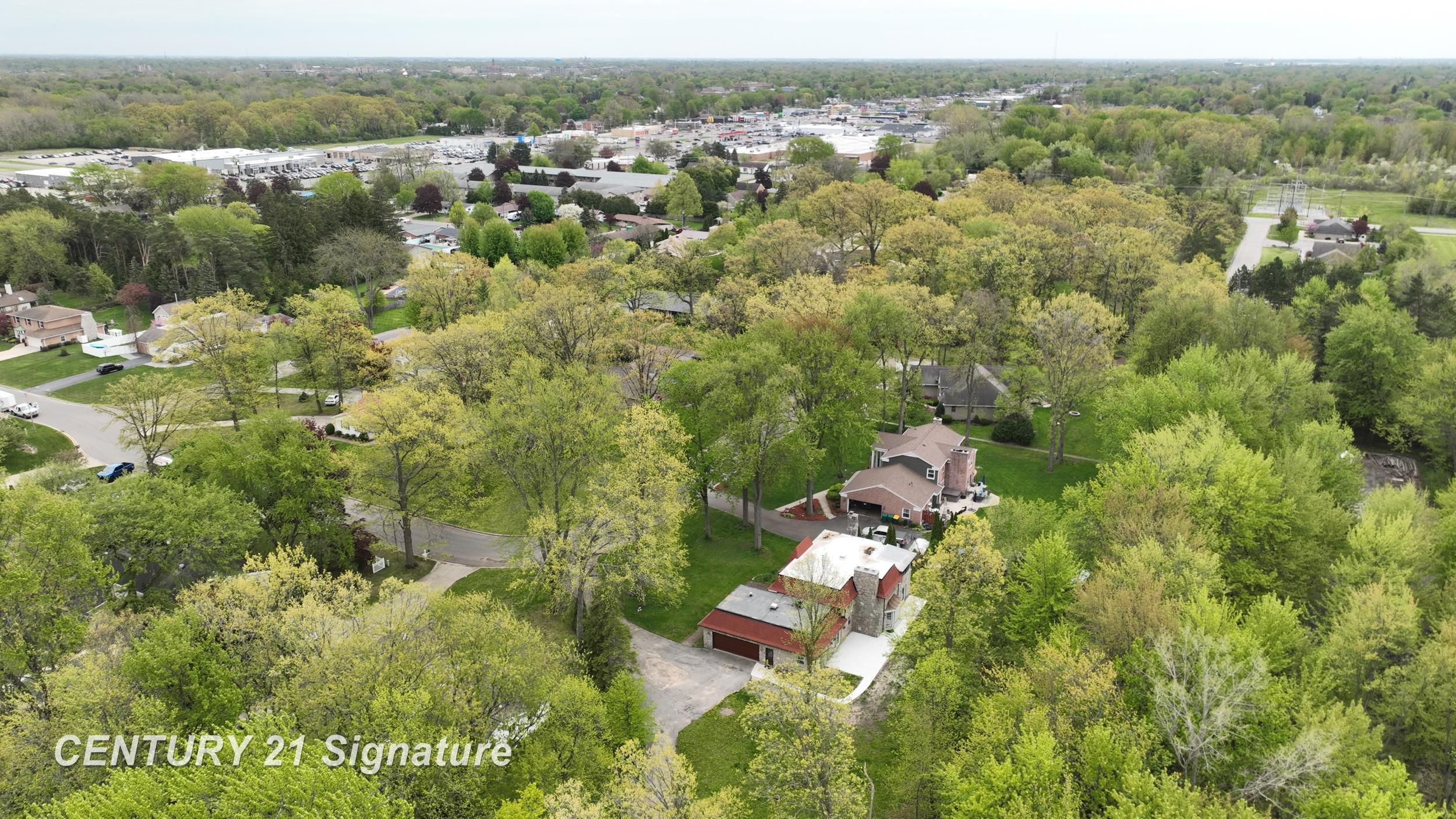 main property photo 10