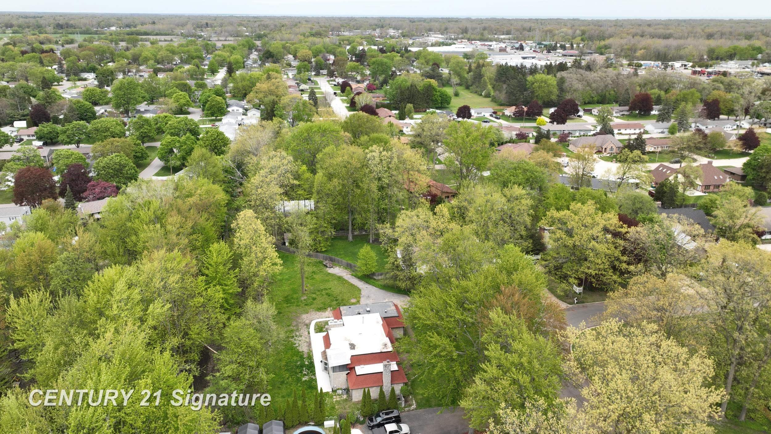 main property photo 13