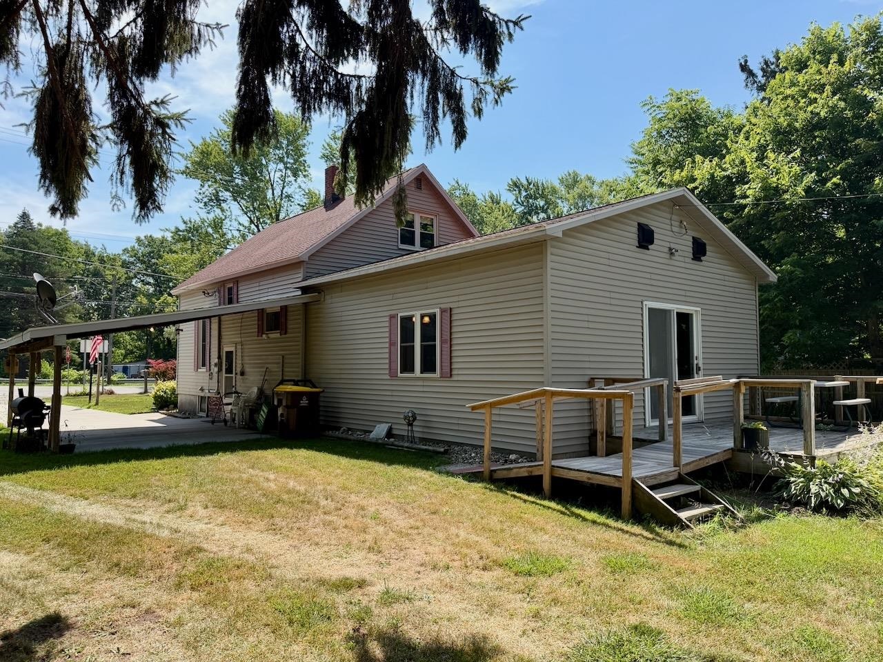 main property photo 11