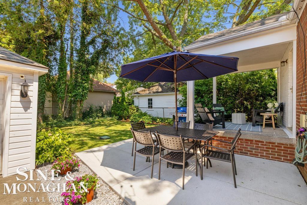 main property photo 51