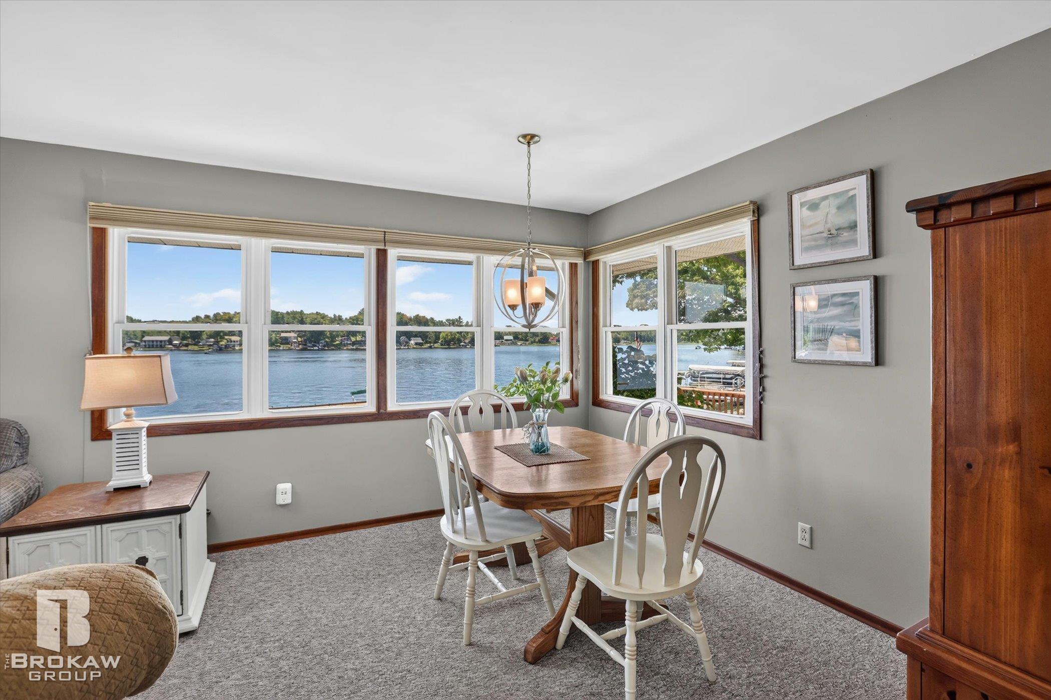 property viewer photo 12