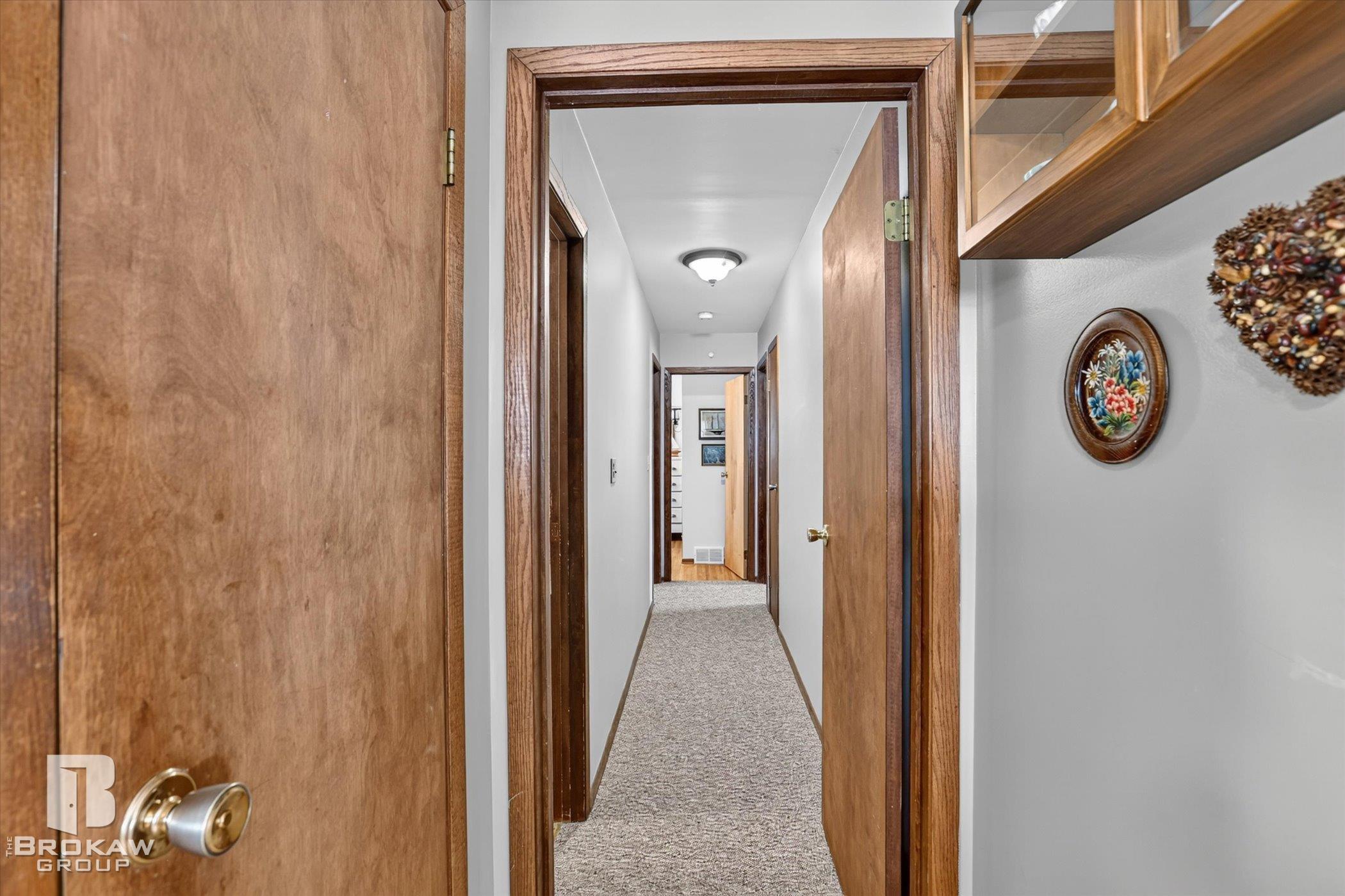property viewer photo 19