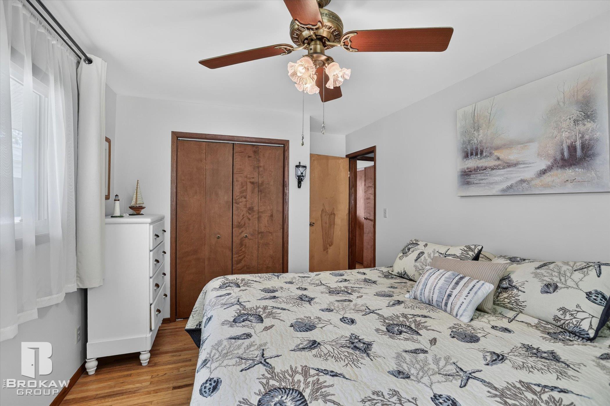 property viewer photo 25
