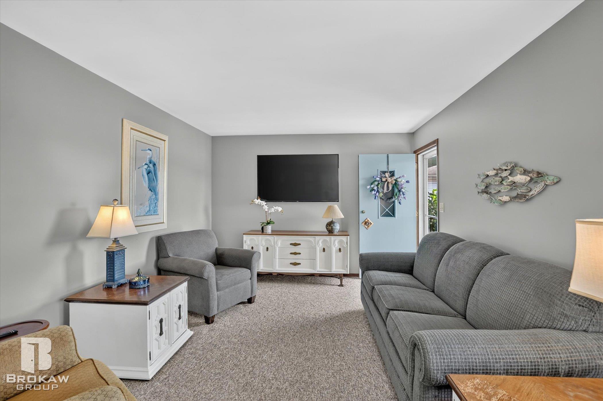 property viewer photo 8