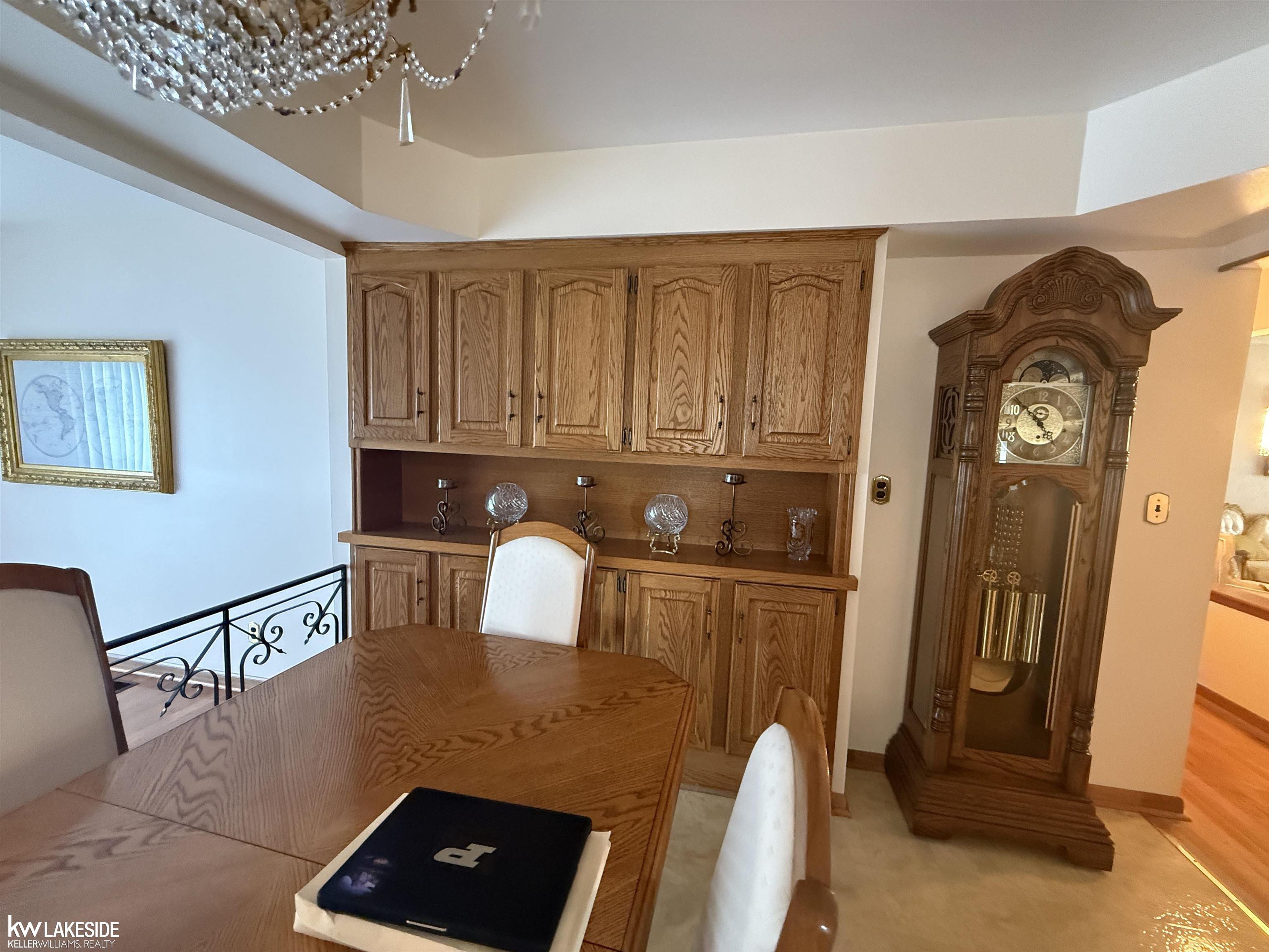 property viewer photo 9