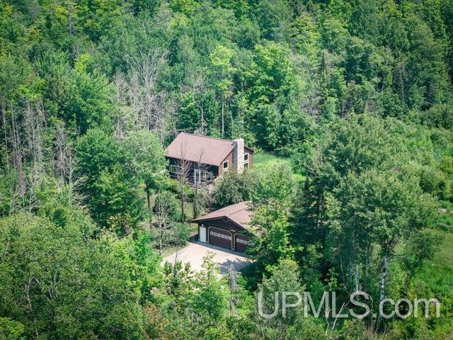 main property photo 50