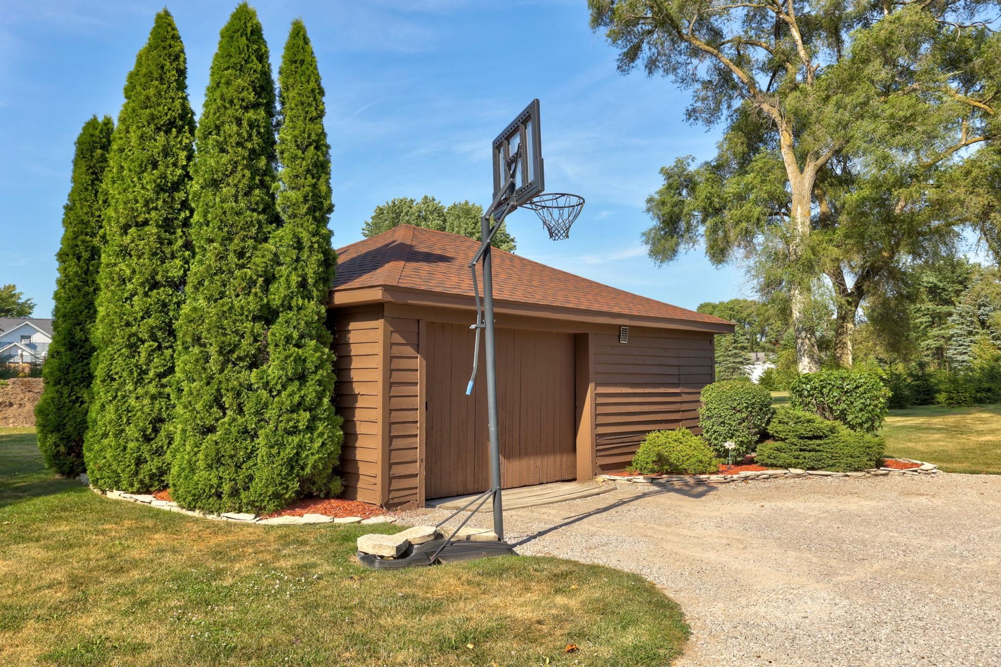 main property photo 46