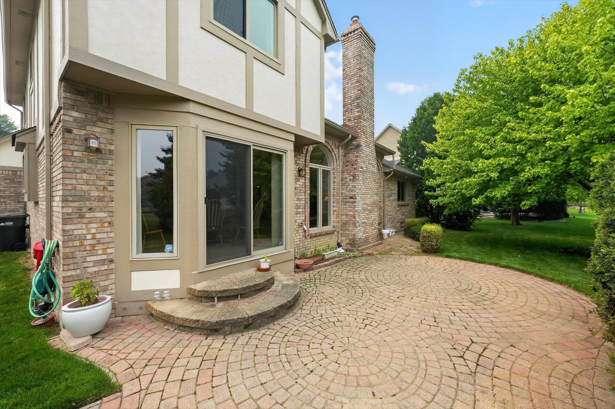 main property photo 44