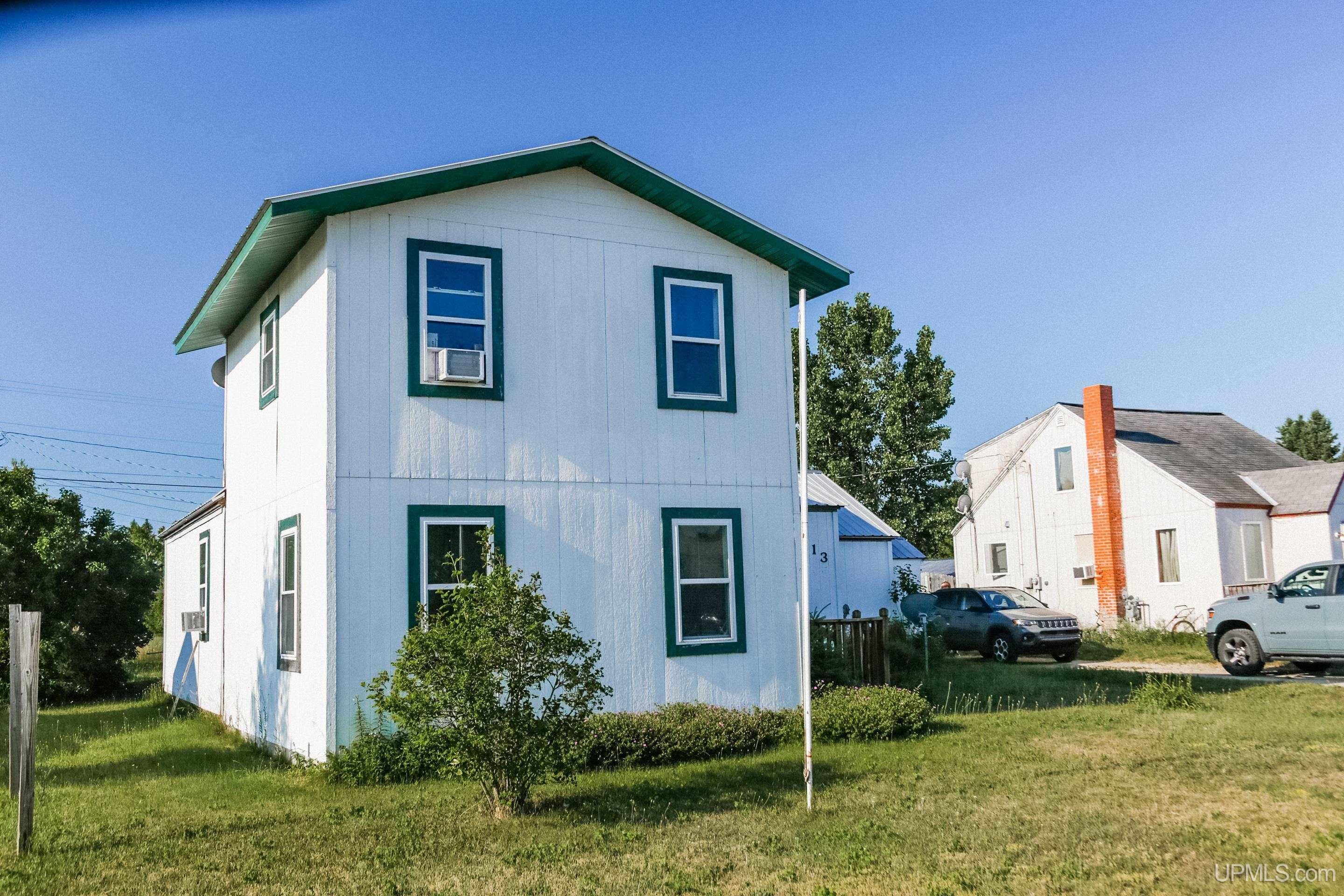 main property photo 2