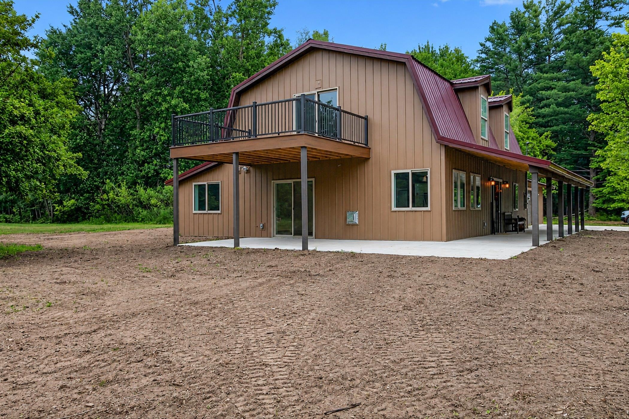 main property photo 50