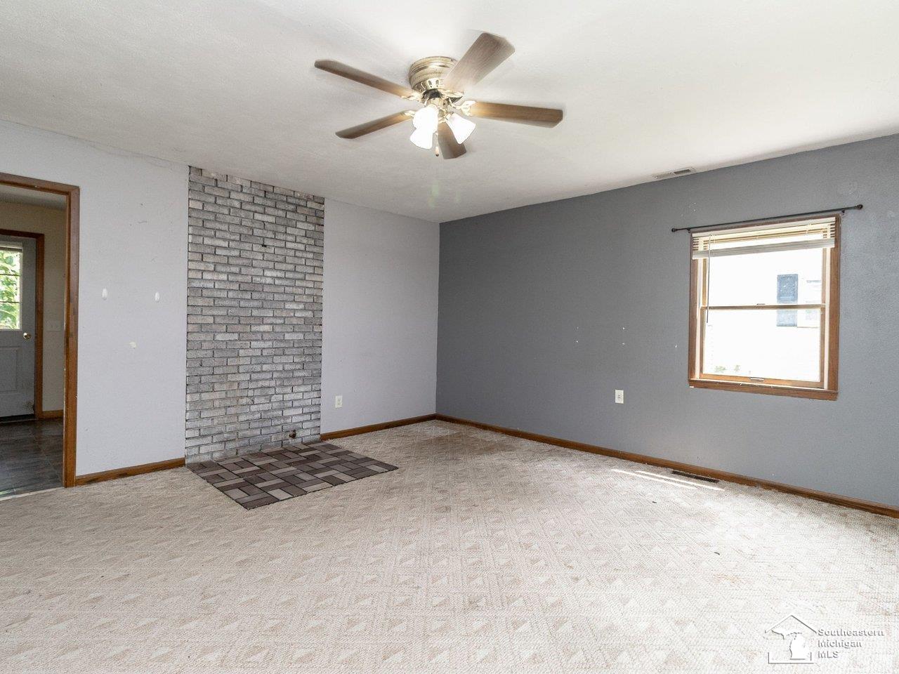 property viewer photo 15