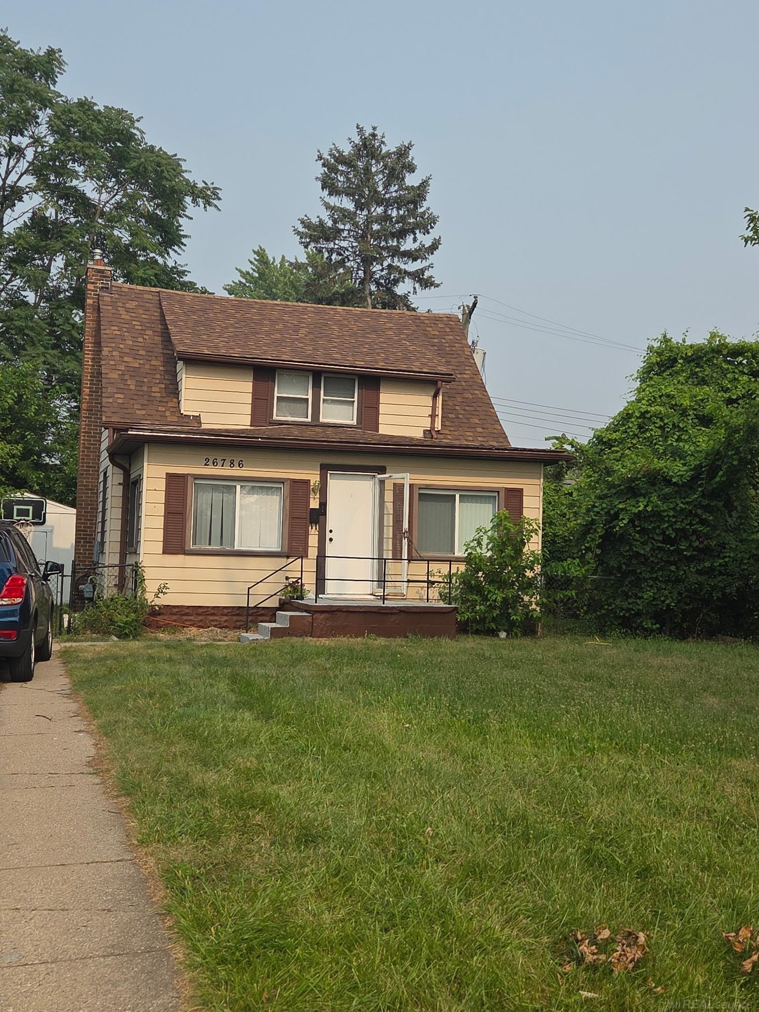 main property photo 18