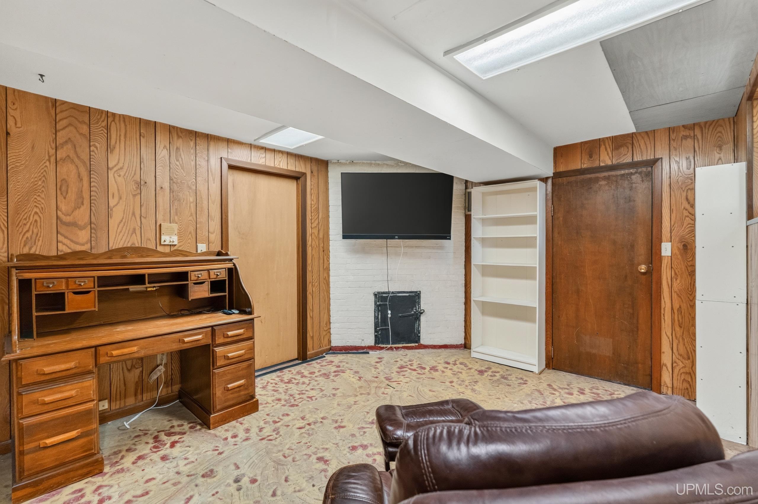 main property photo 57