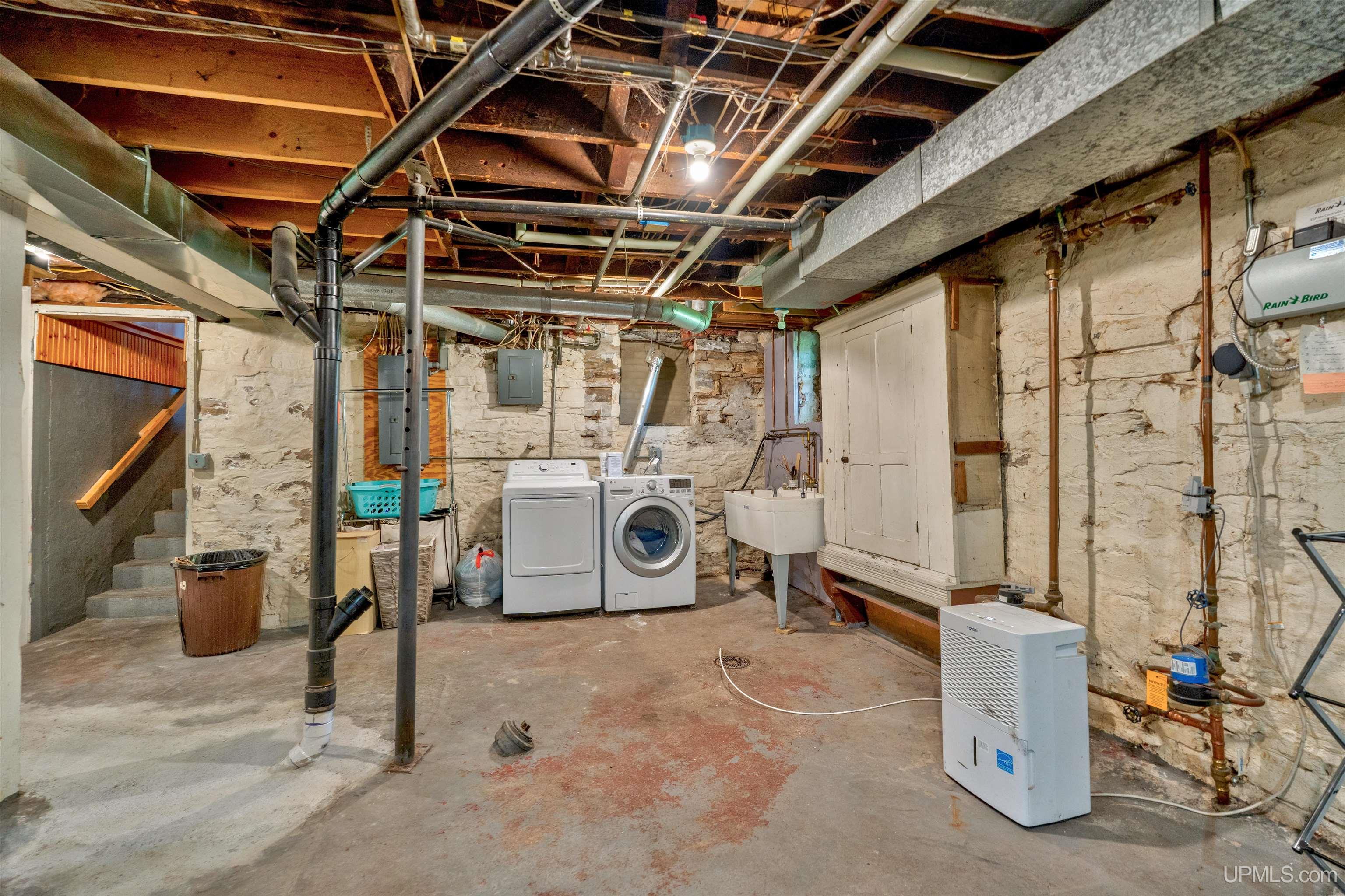 main property photo 62