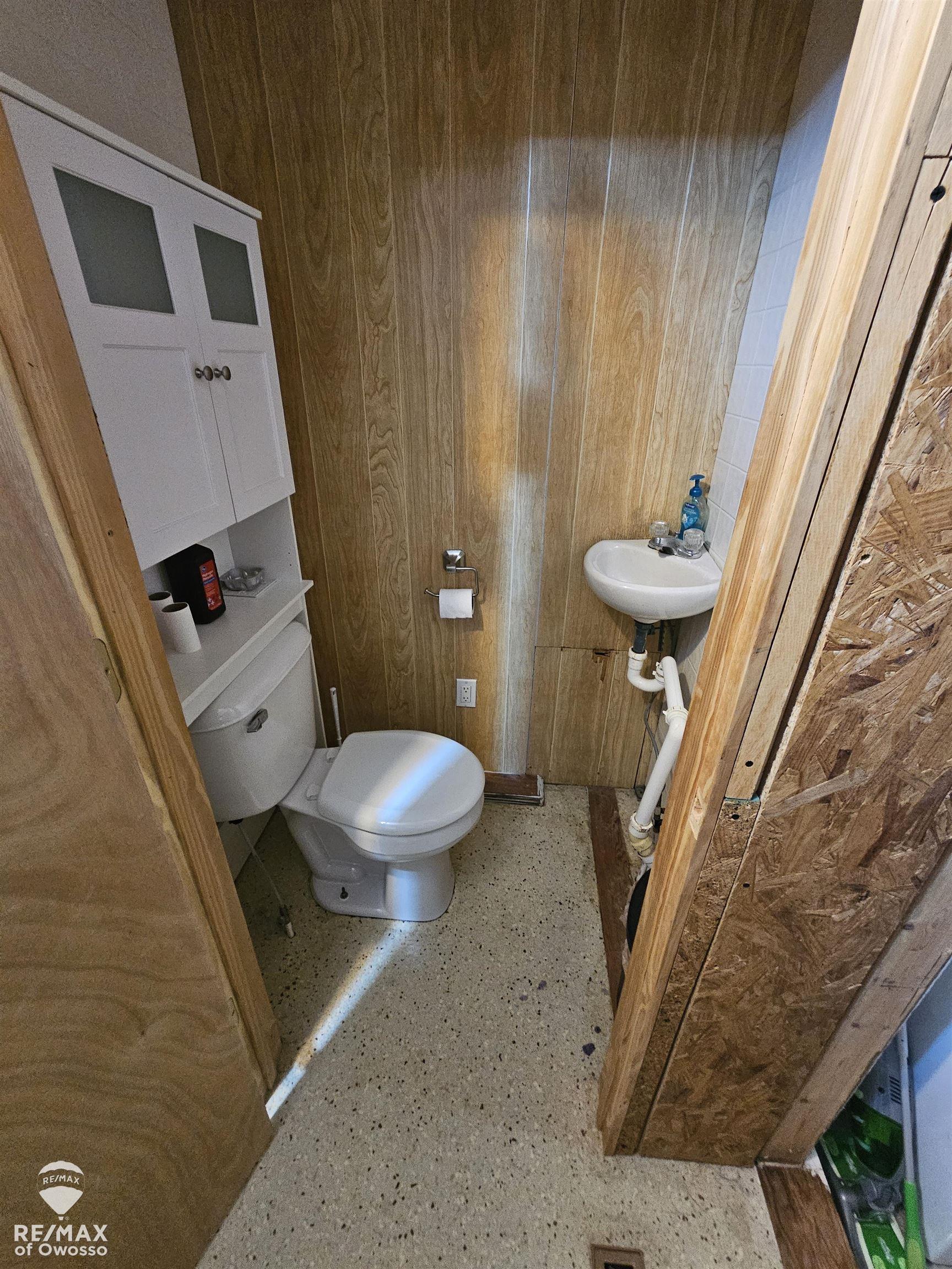 main property photo 13