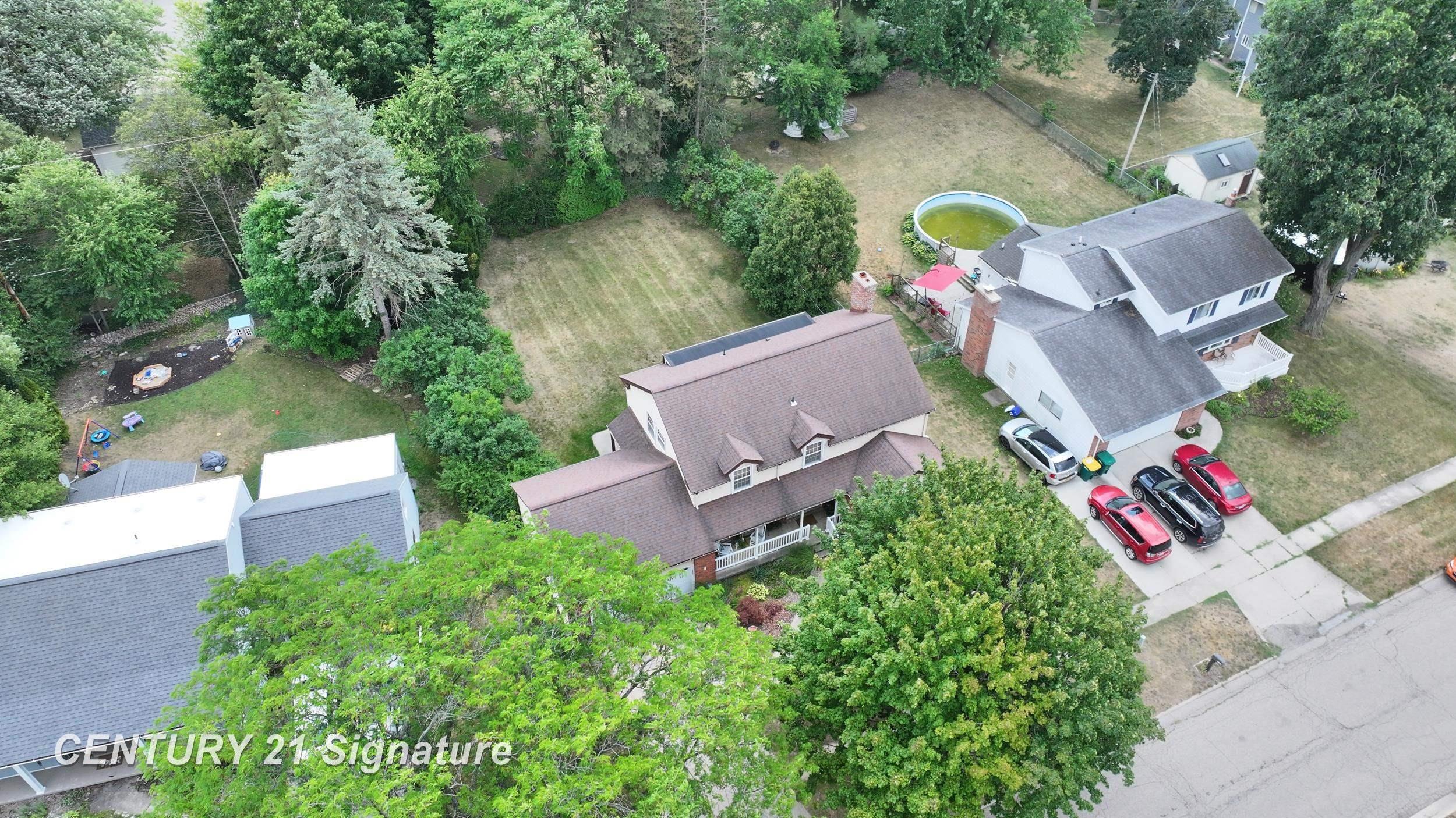 main property photo 58