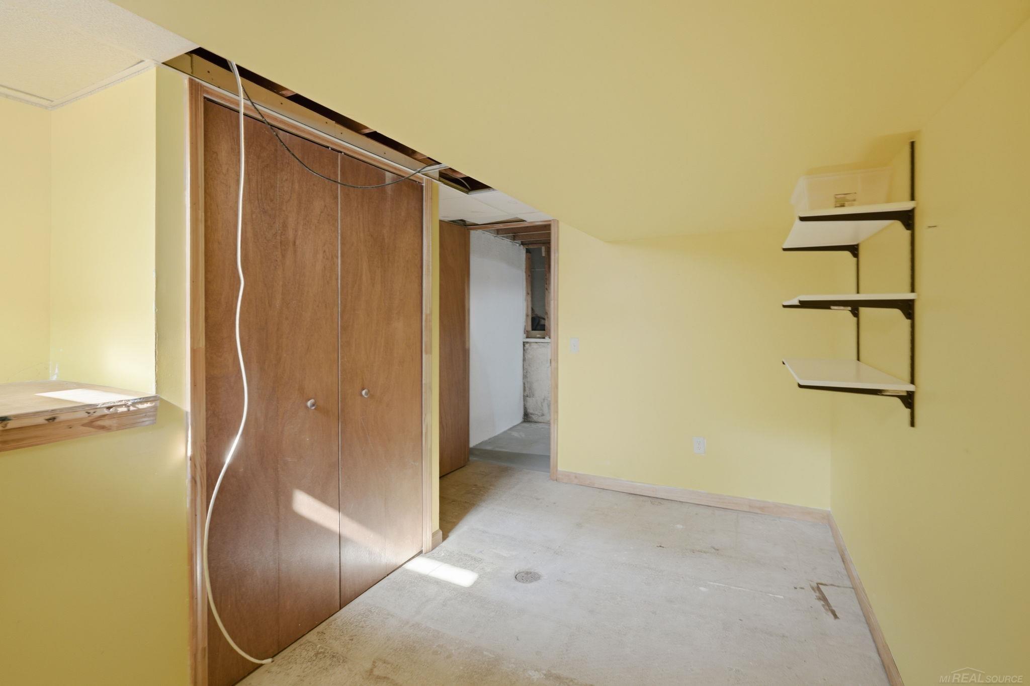 property viewer photo 26