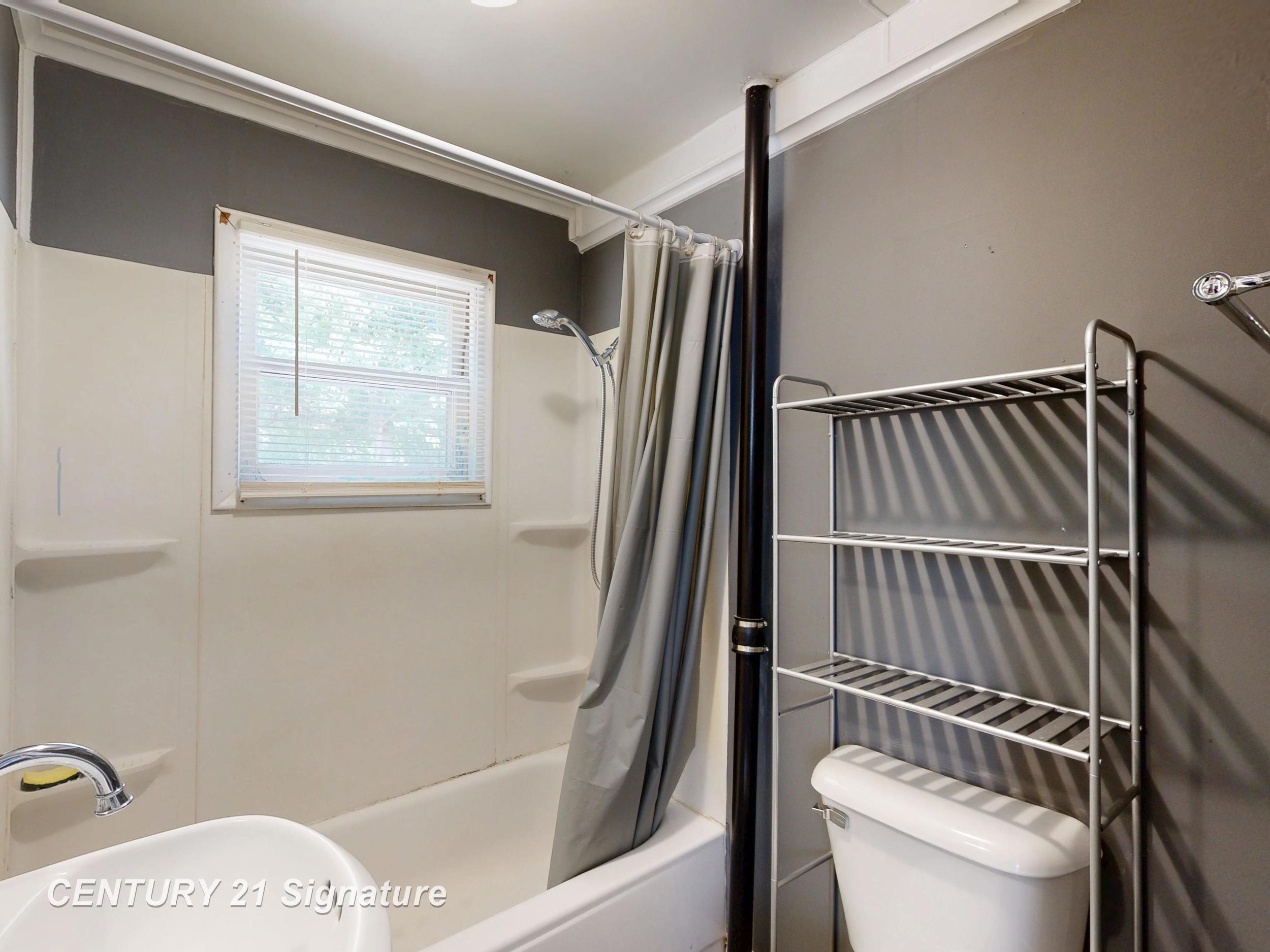 property viewer photo 6