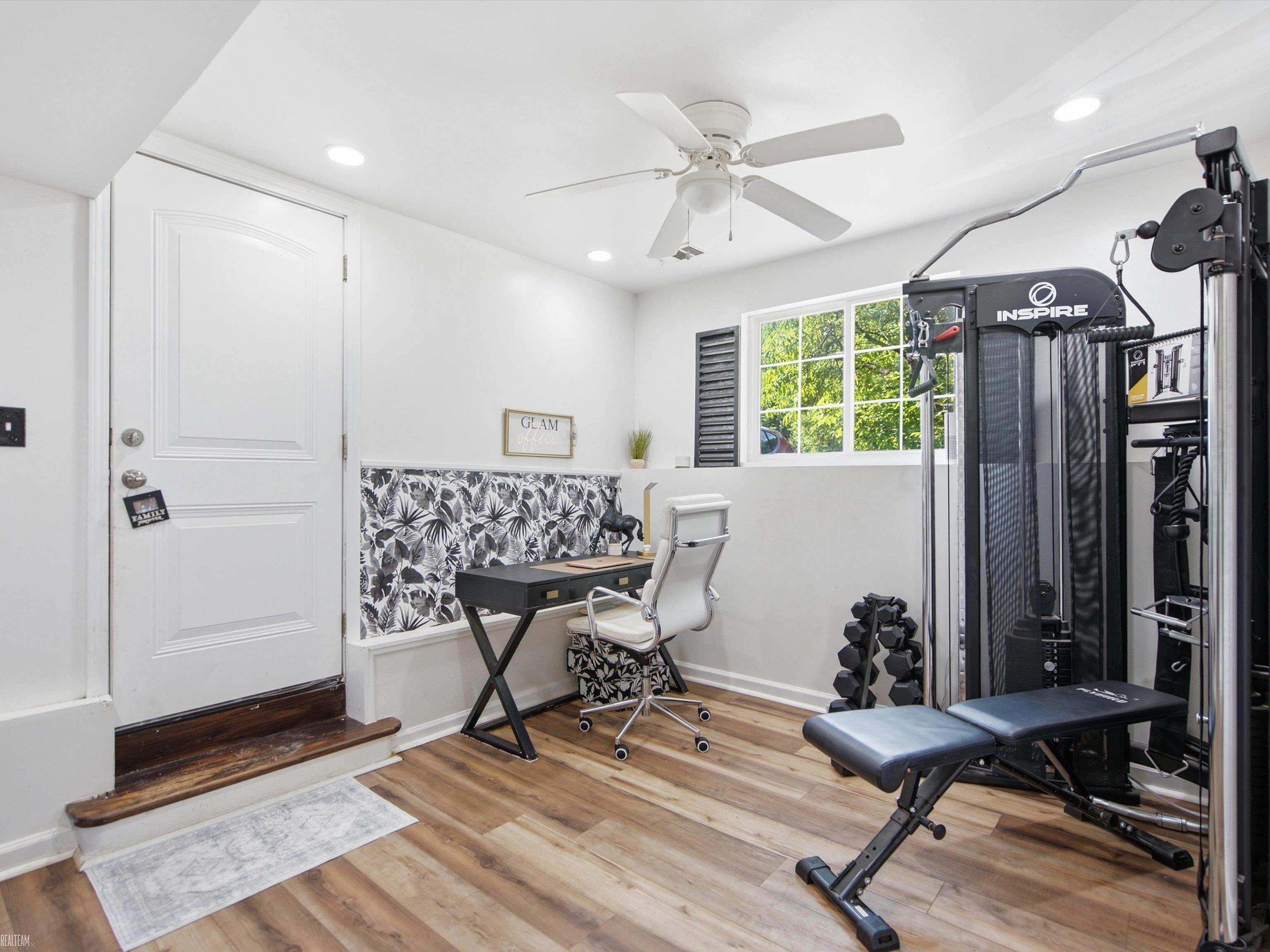 property viewer photo 19