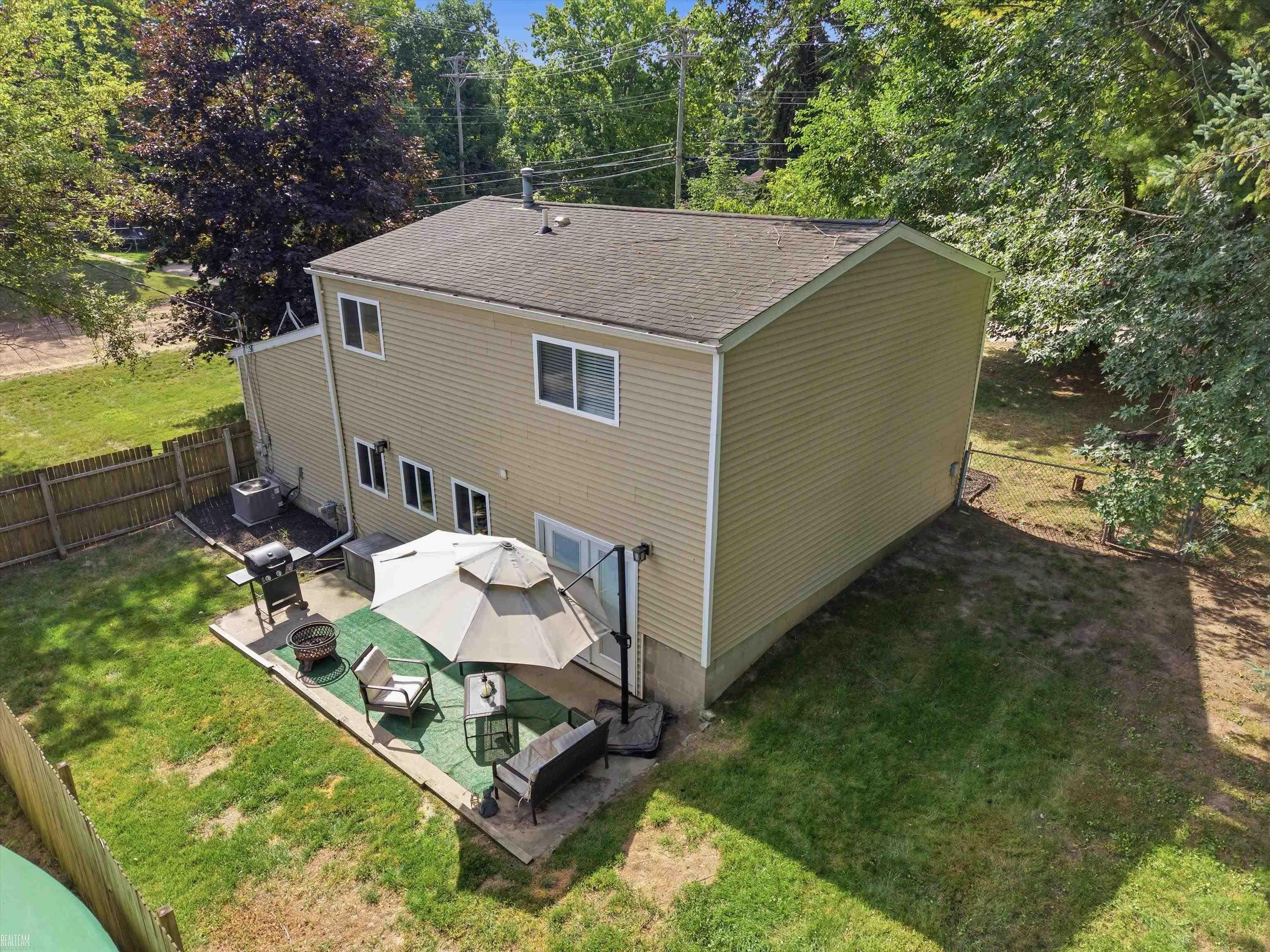 property viewer photo 34