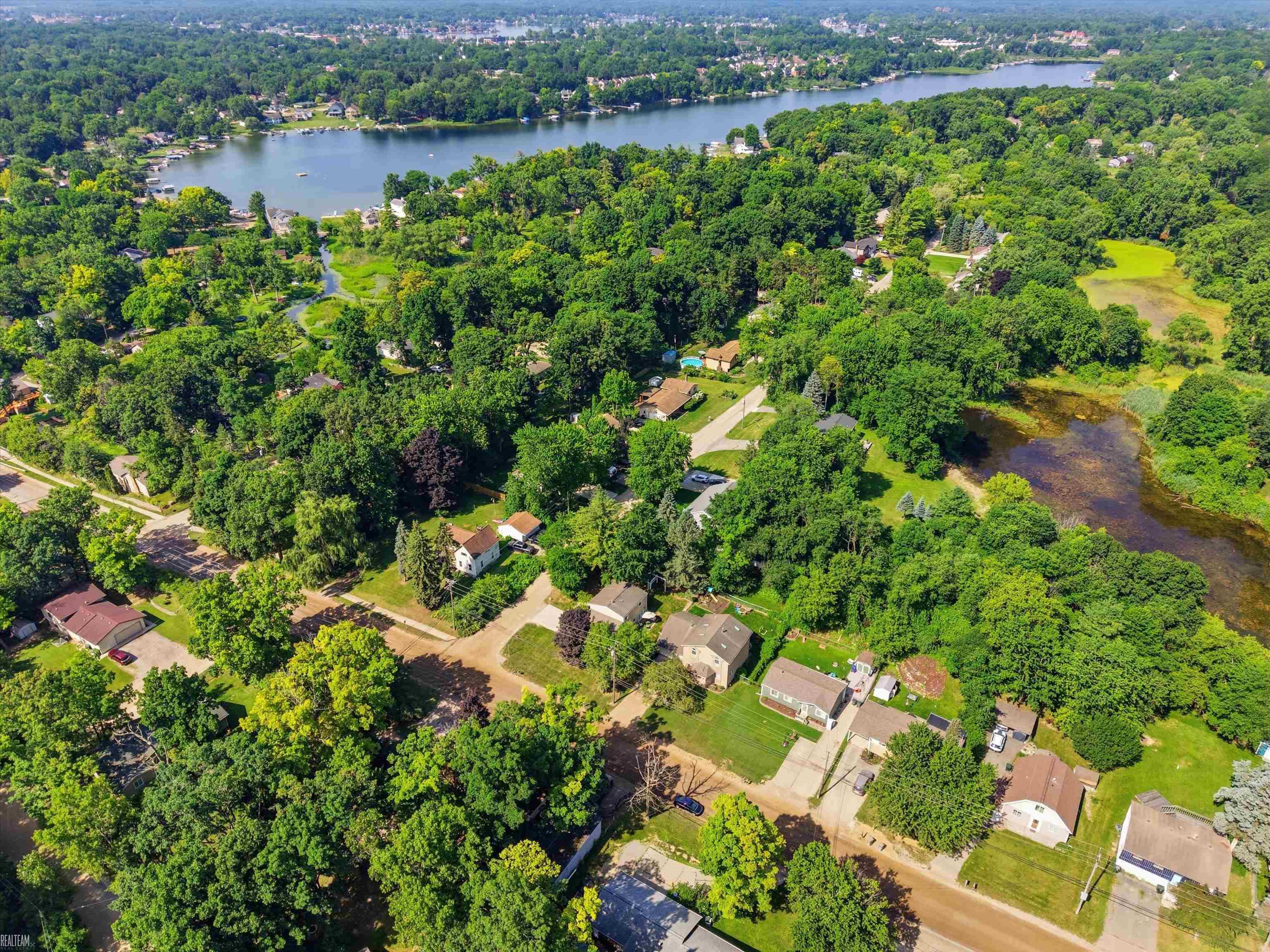 property viewer photo 45