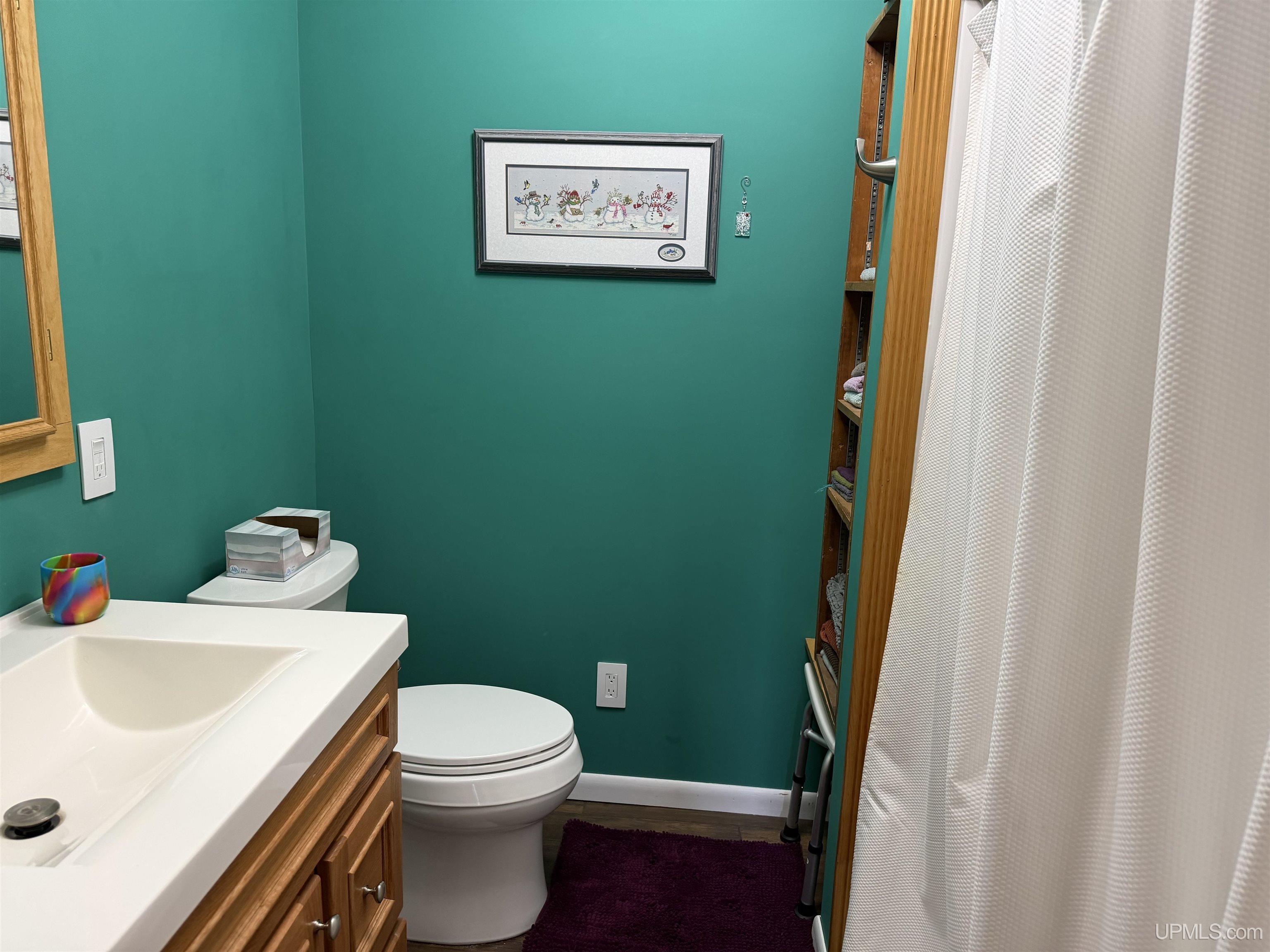 main property photo 13