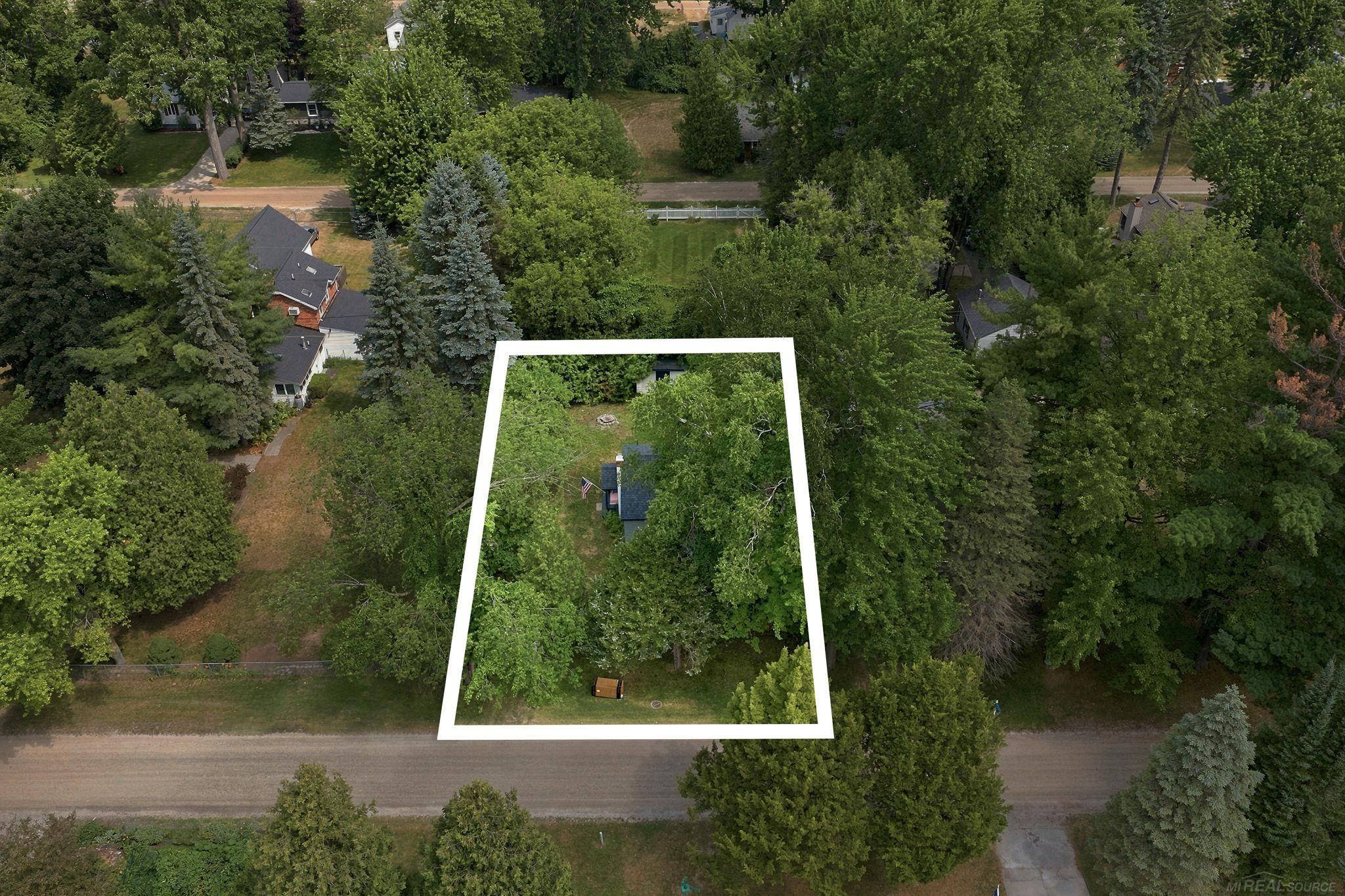 main property photo 20