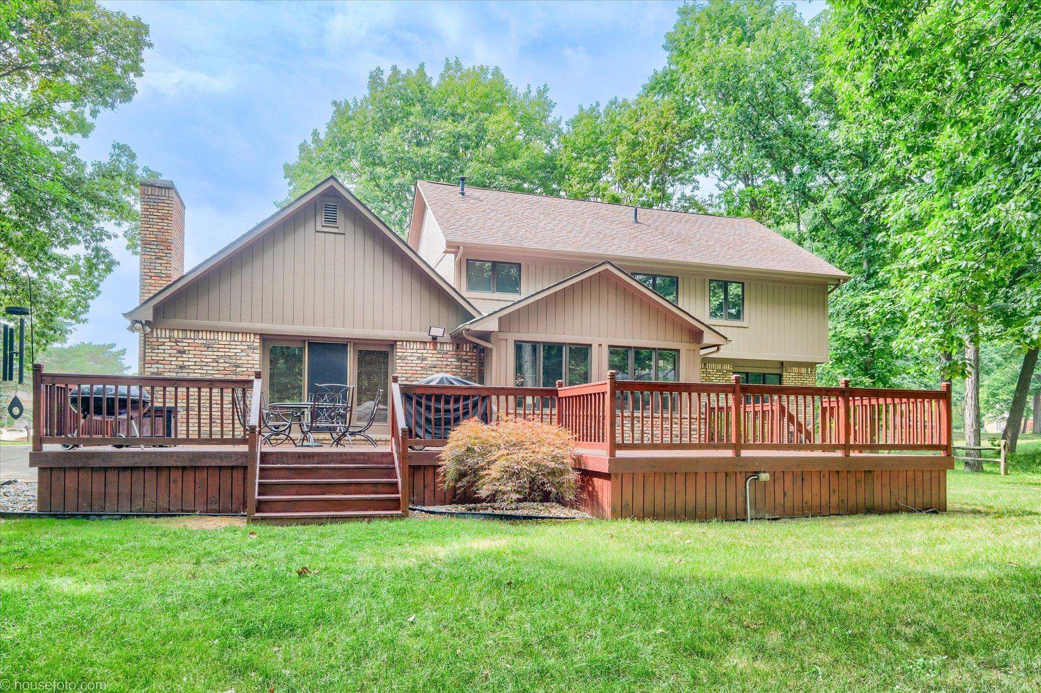 main property photo 5