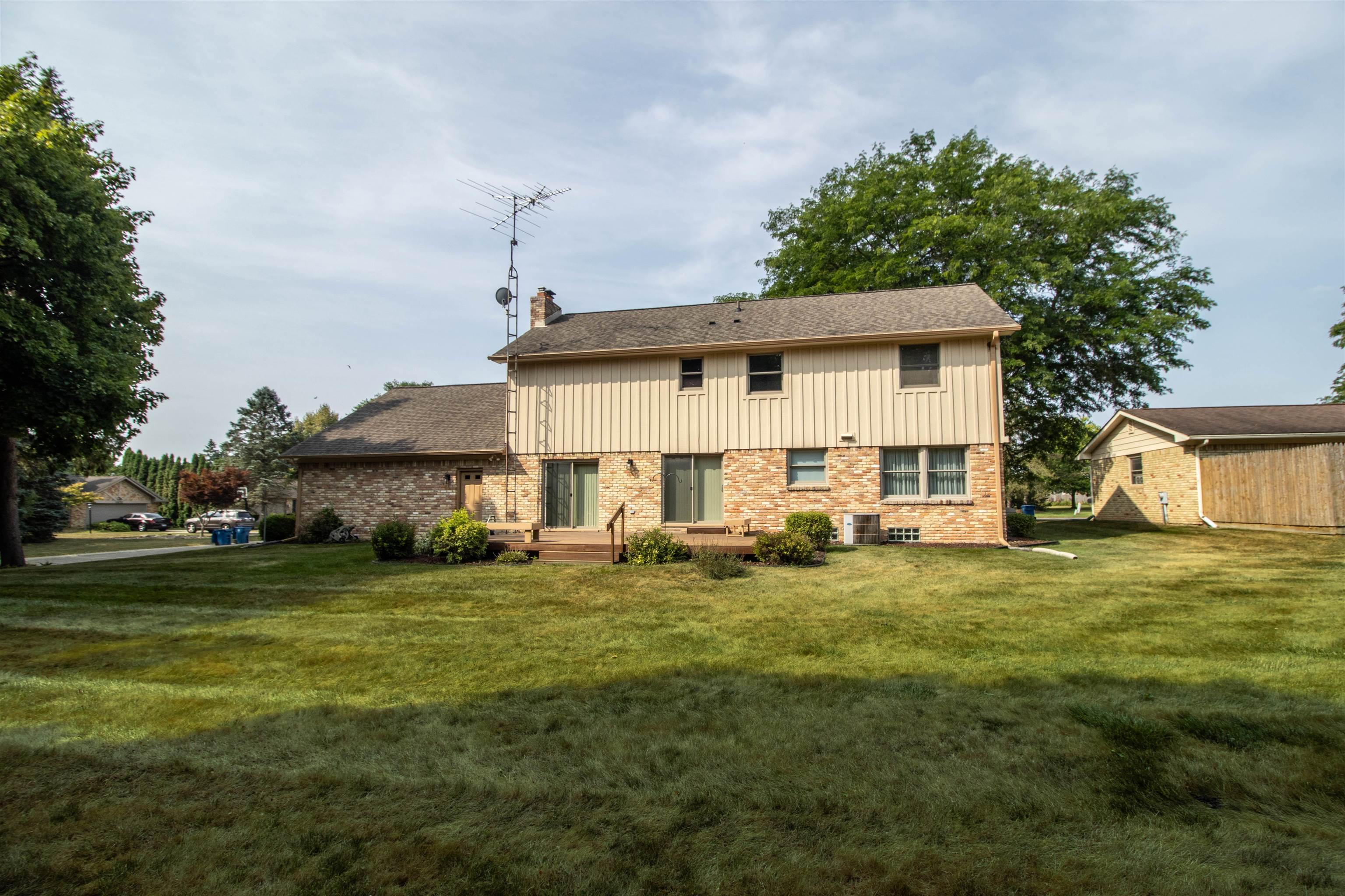 main property photo 60