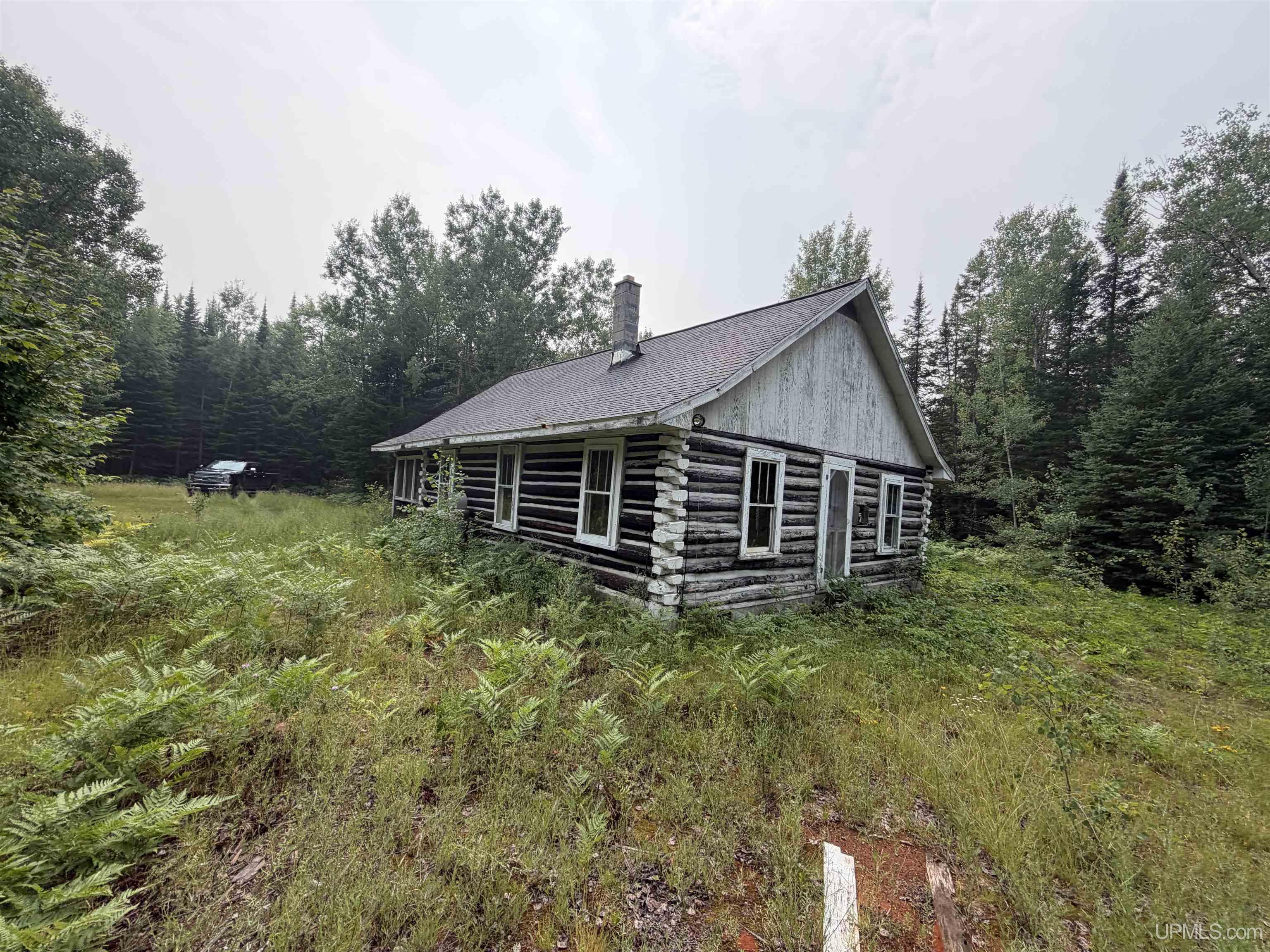 main property photo 5