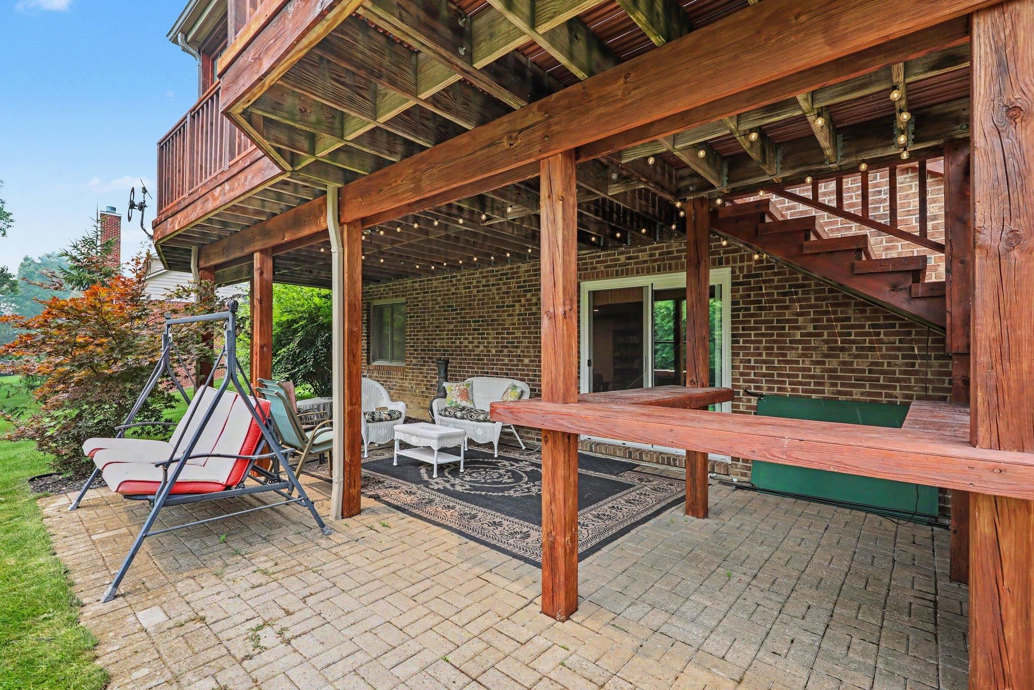 main property photo 32