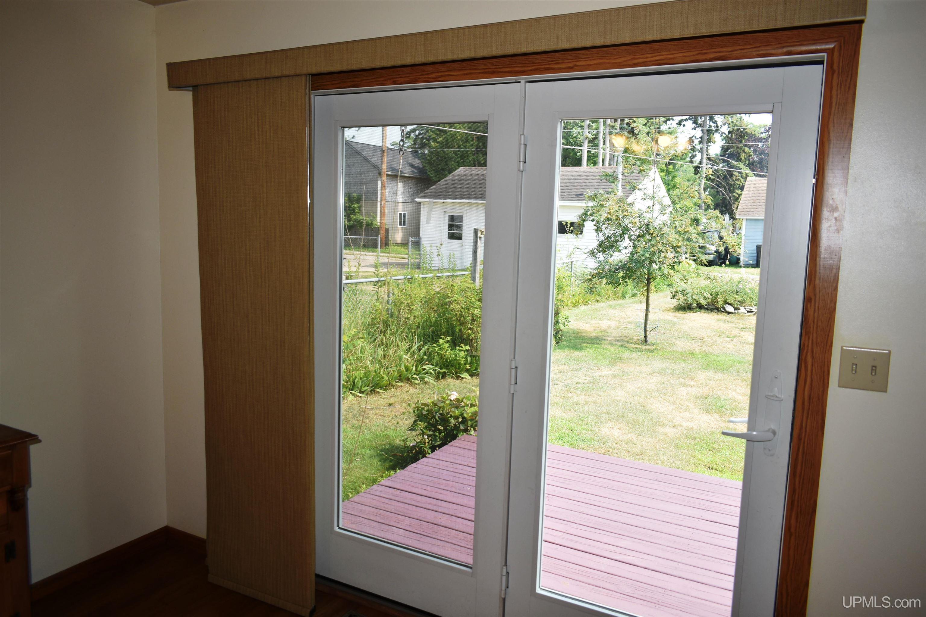 property viewer photo 20
