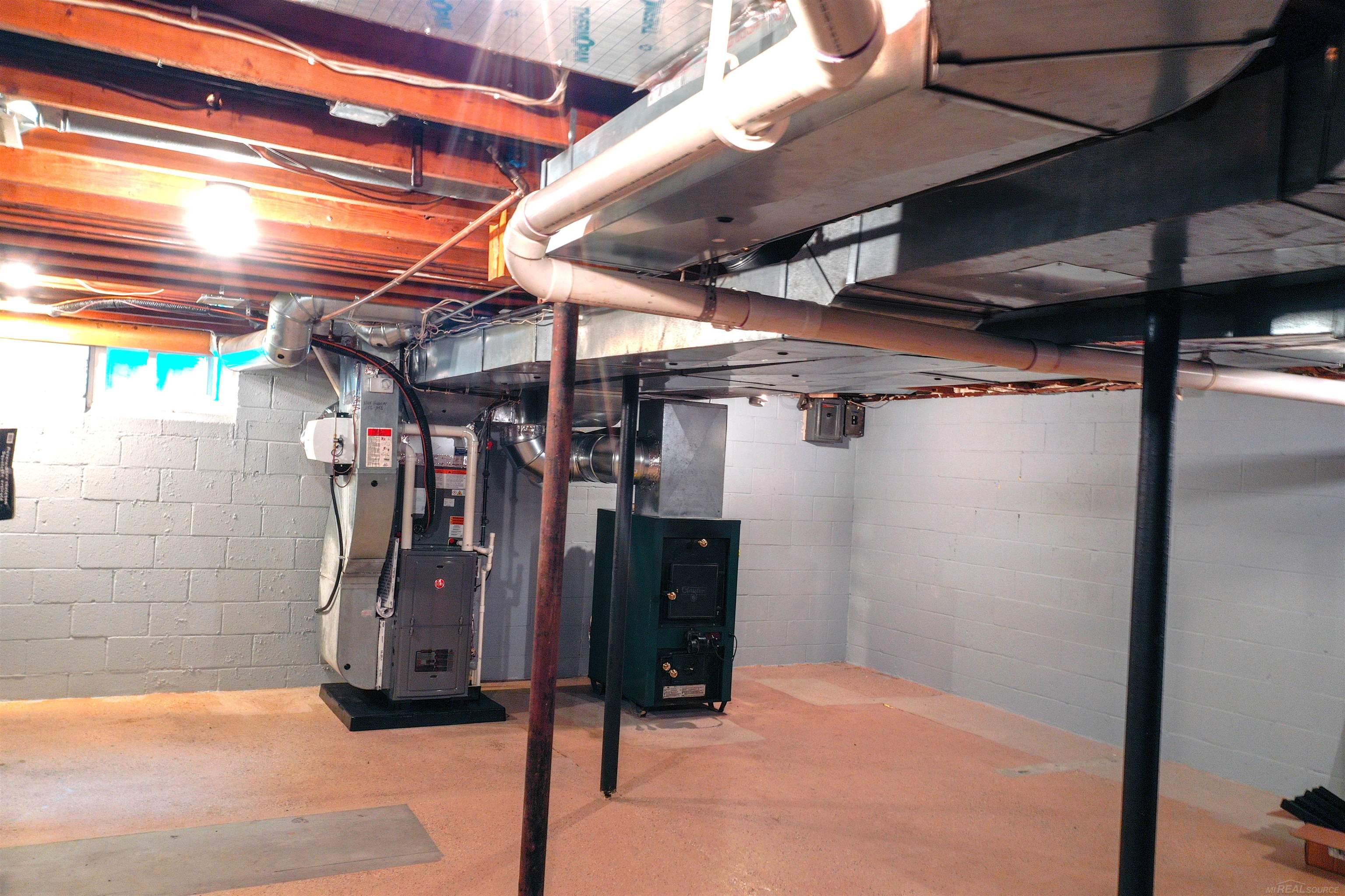 main property photo 49