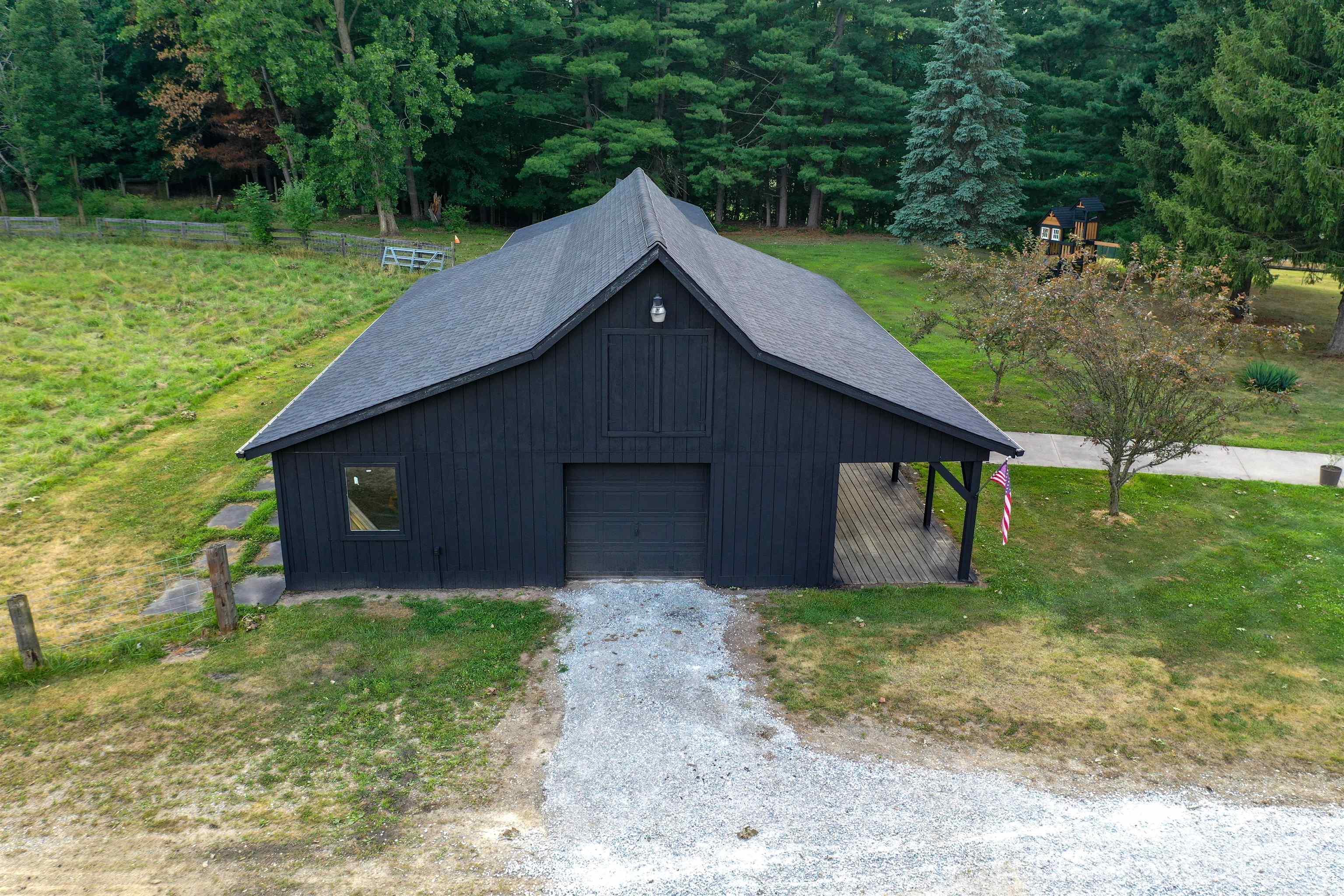 main property photo 54