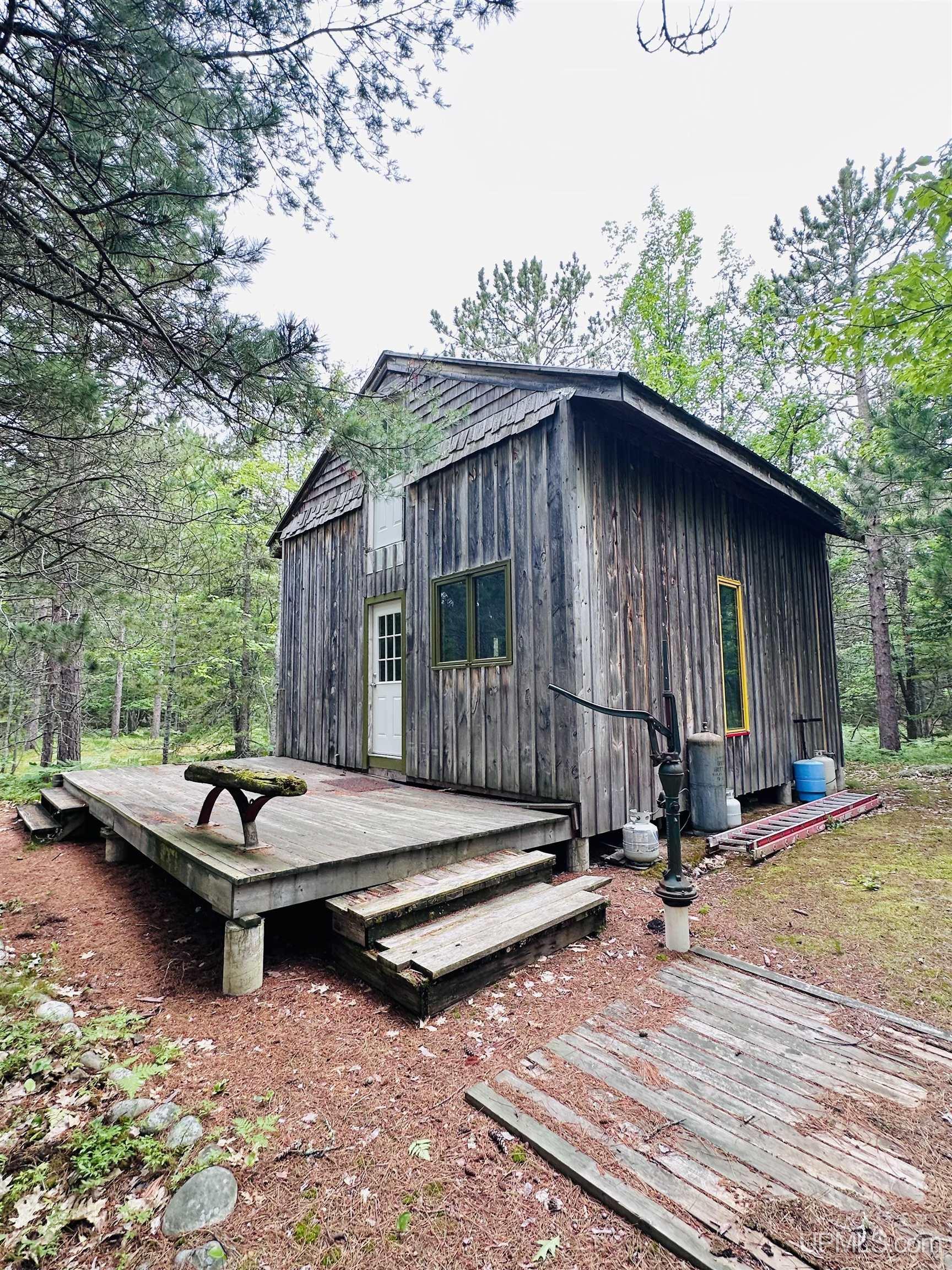 main property photo 3