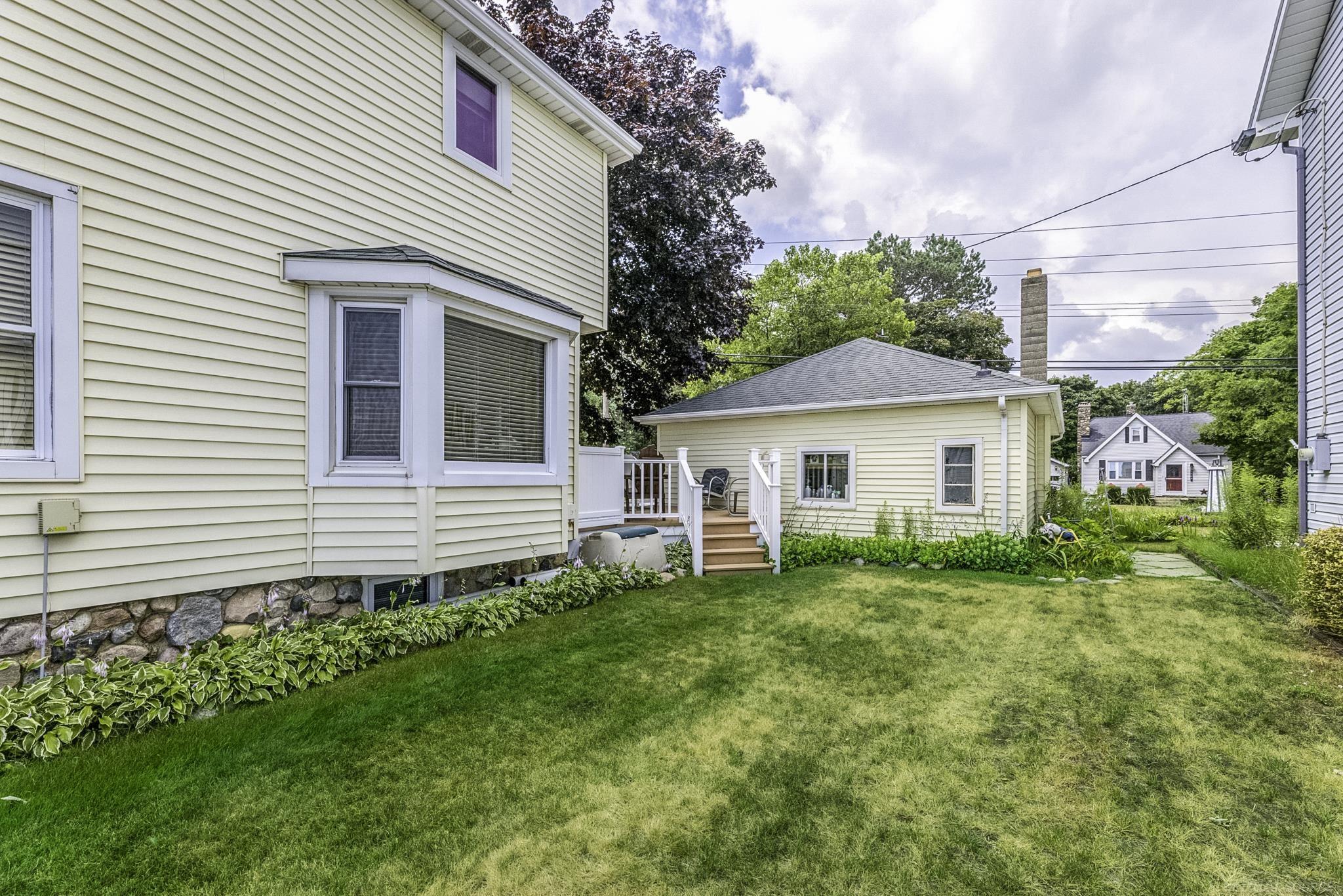 main property photo 43